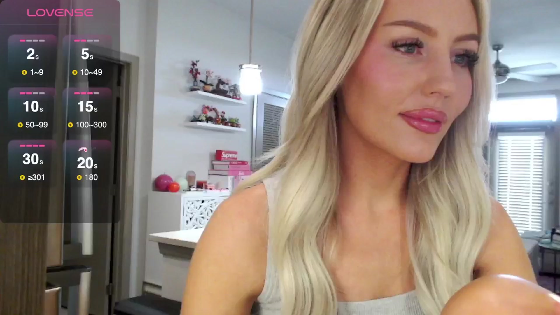 Gallery image thumbnail from Officialelsa's myfreecams stream on, 02/26/2025, 19:47 image 2 of 20