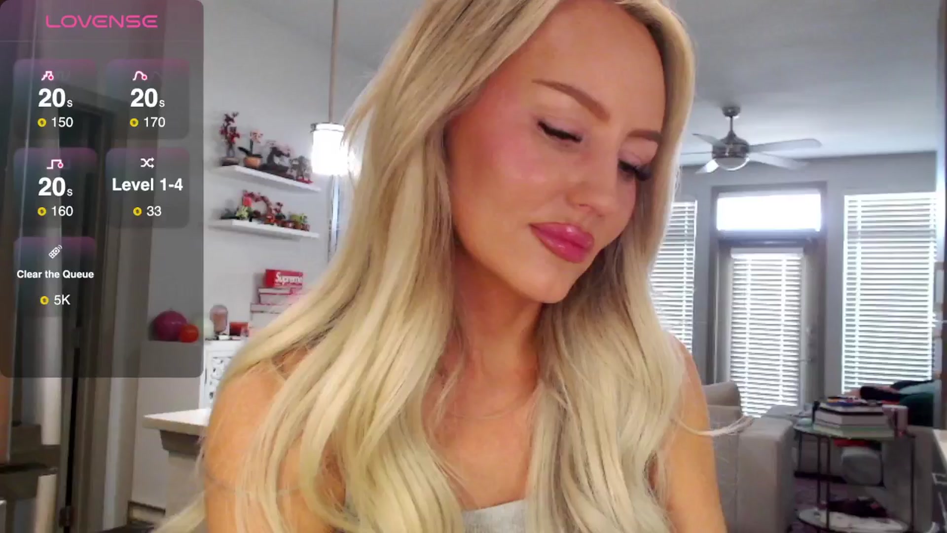 Gallery image thumbnail from Officialelsa's myfreecams stream on, 02/26/2025, 20:56 image 6 of 20