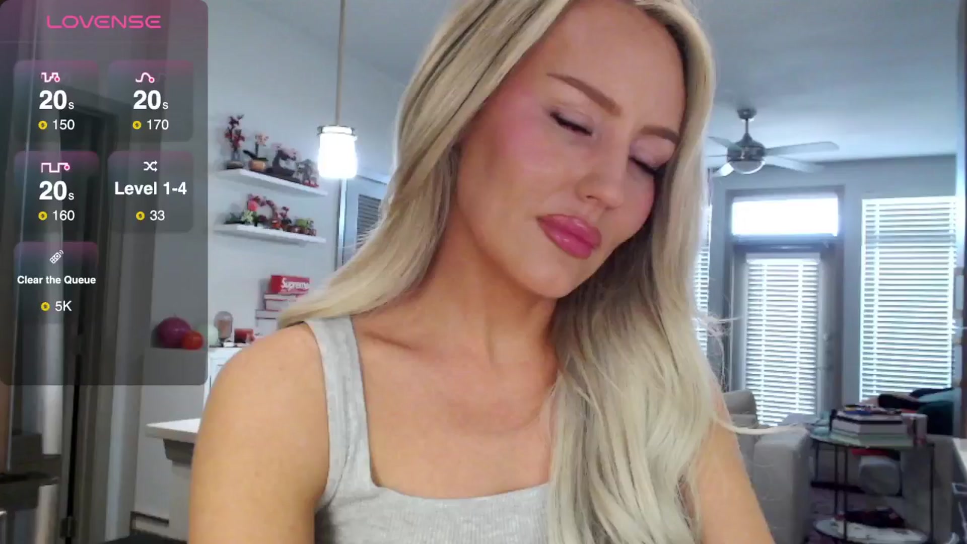 Gallery image thumbnail from Officialelsa's myfreecams stream on, 02/26/2025, 20:56 image 4 of 20