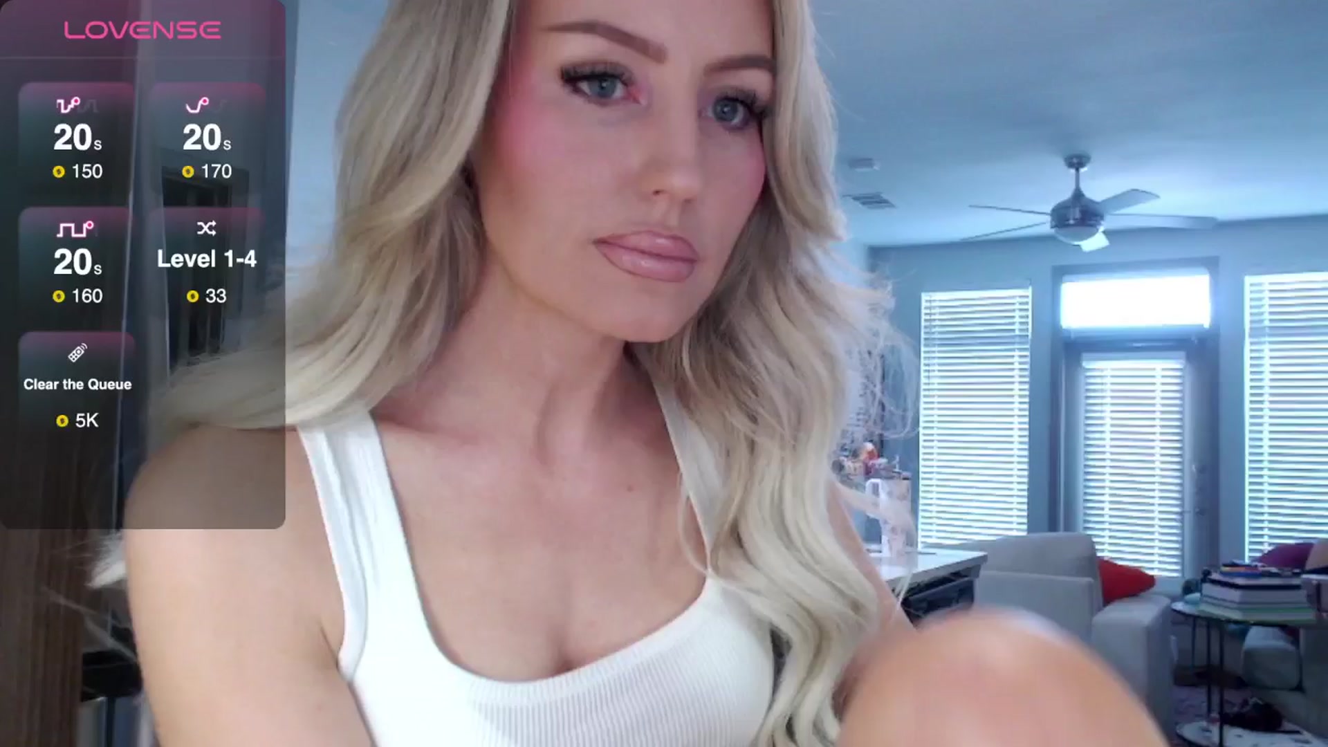 Gallery image thumbnail from Officialelsa's myfreecams stream on, 03/11/2025, 21:49 image 1 of 20