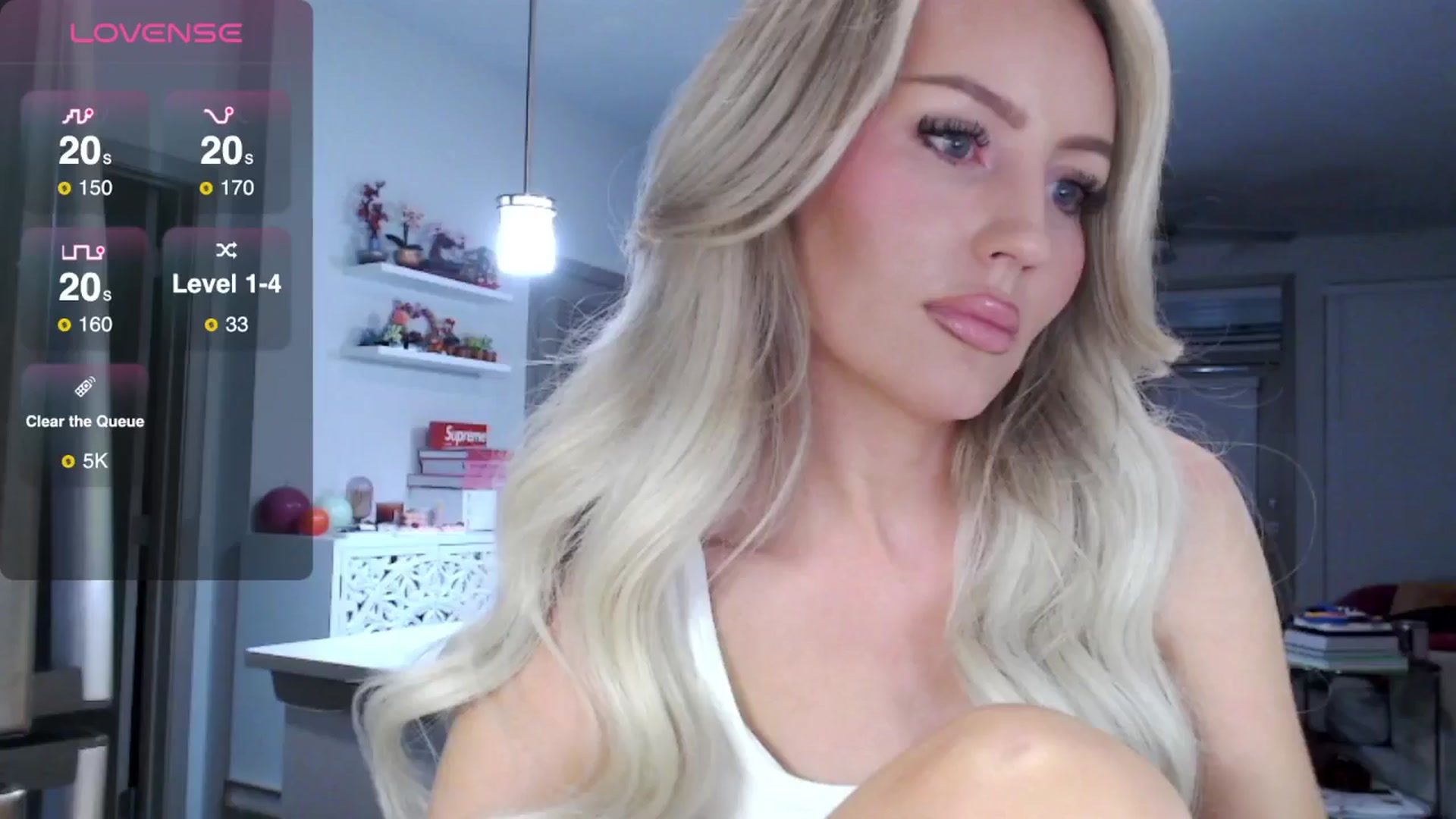 Gallery image thumbnail from Officialelsa's myfreecams stream on, 03/12/2025, 03:37 image 11 of 20