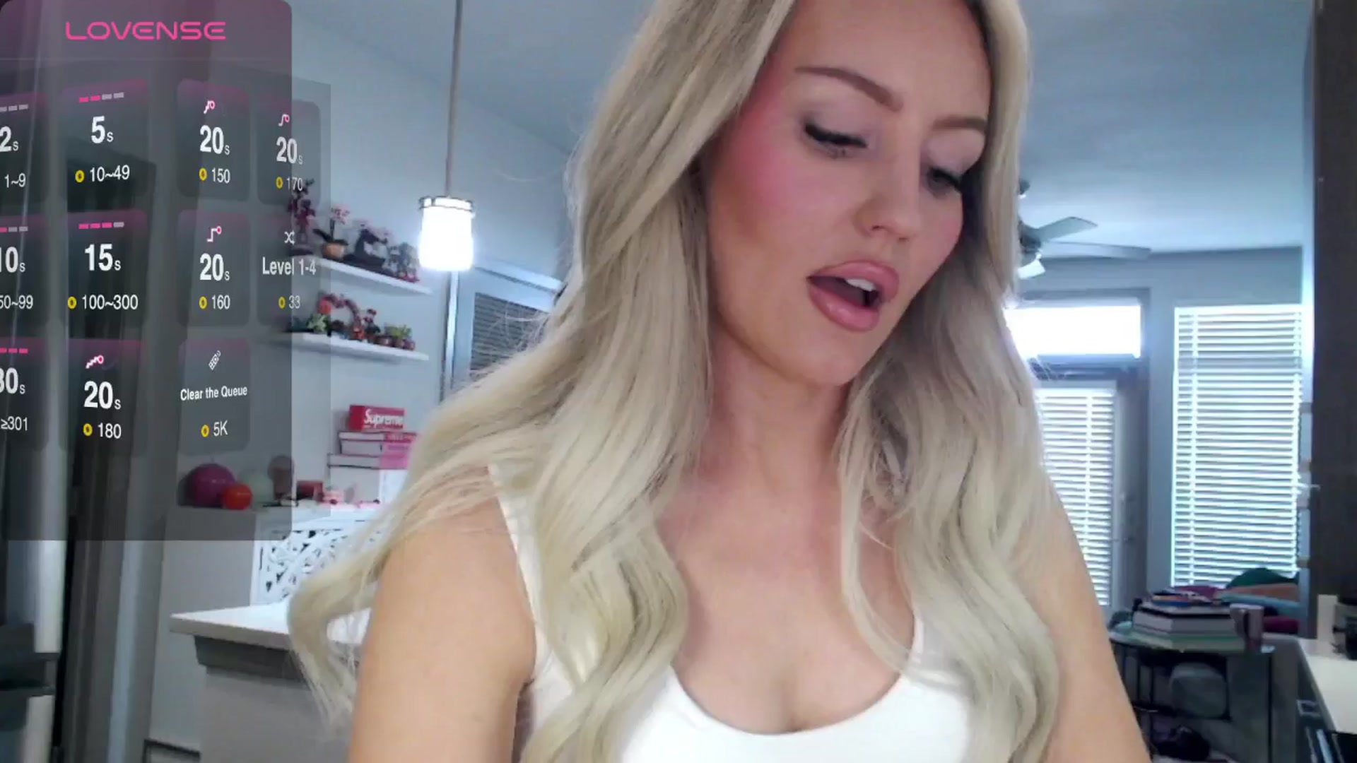Gallery image thumbnail from Officialelsa's myfreecams stream on, 03/12/2025, 20:55 image 12 of 20