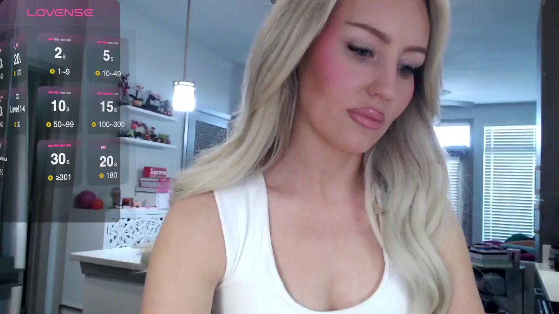 Gallery image thumbnail from Officialelsa's myfreecams stream on, 03/12/2025, 20:55 image 5 of 20