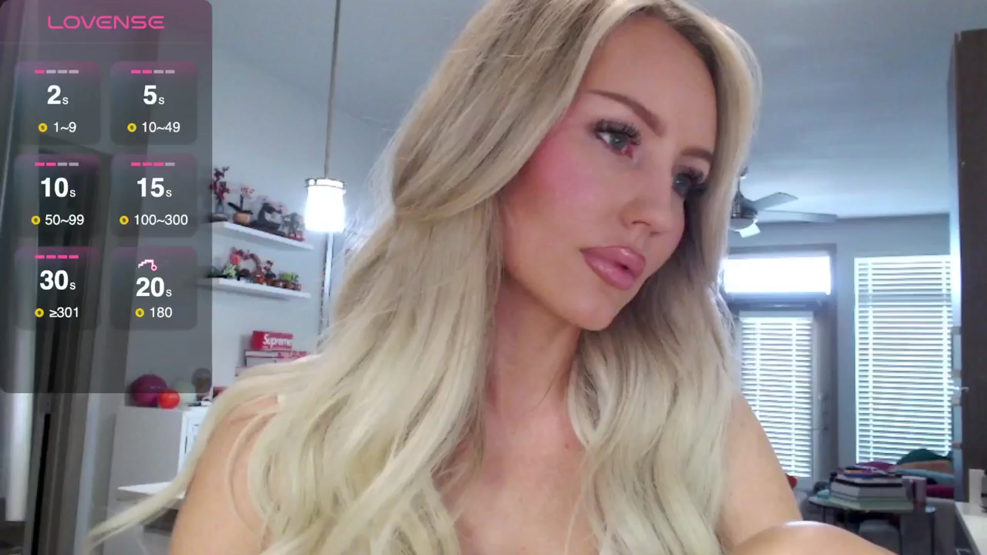 Gallery image thumbnail from Officialelsa's myfreecams stream on, 03/12/2025, 21:53 image 1 of 20