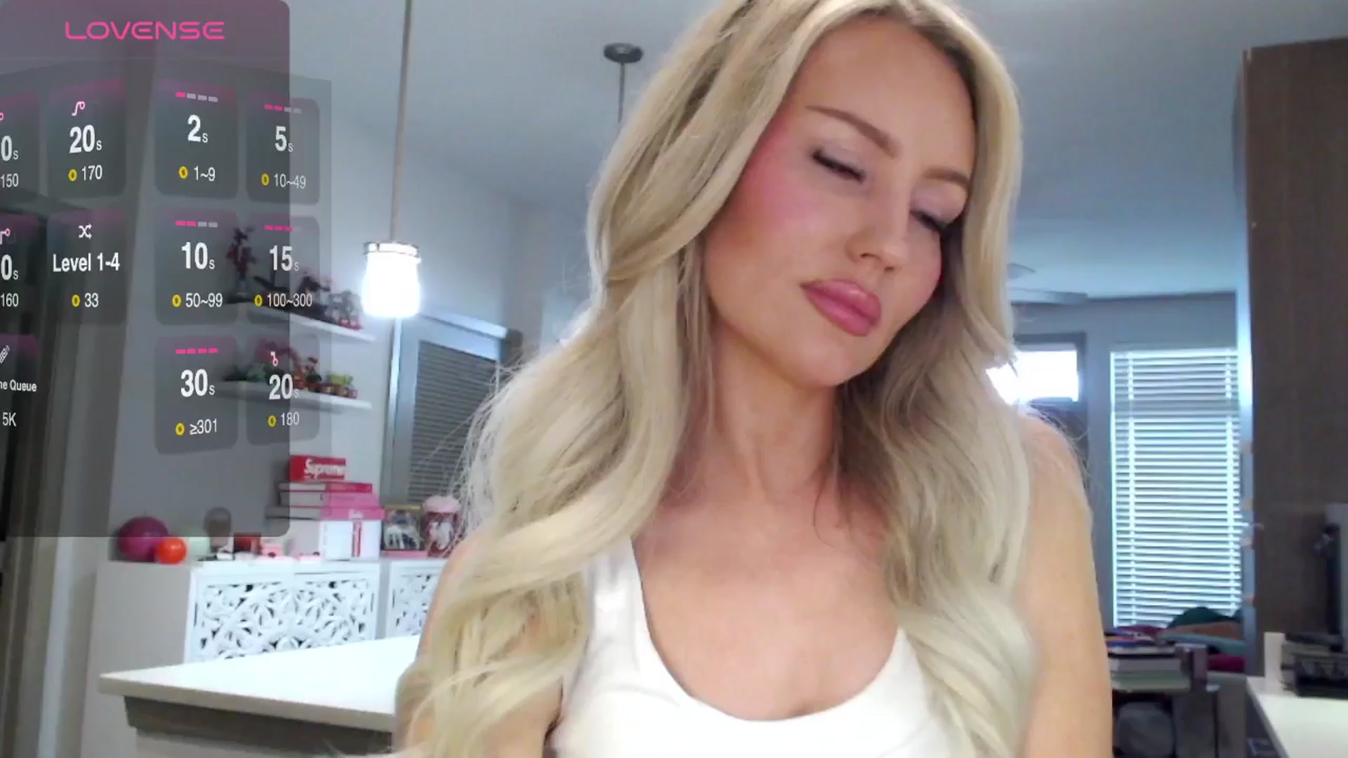 Gallery image thumbnail from Officialelsa's myfreecams stream on, 03/12/2025, 22:58 image 12 of 20