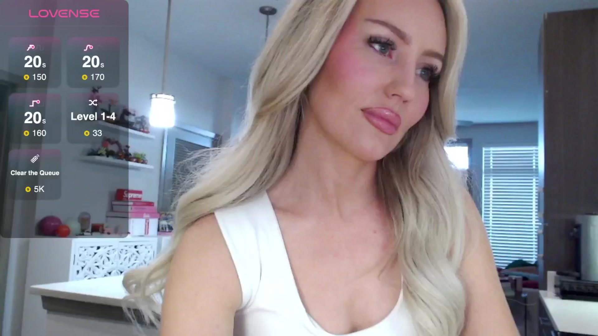 Gallery image thumbnail from Officialelsa's myfreecams stream on, 03/12/2025, 22:58 image 4 of 20