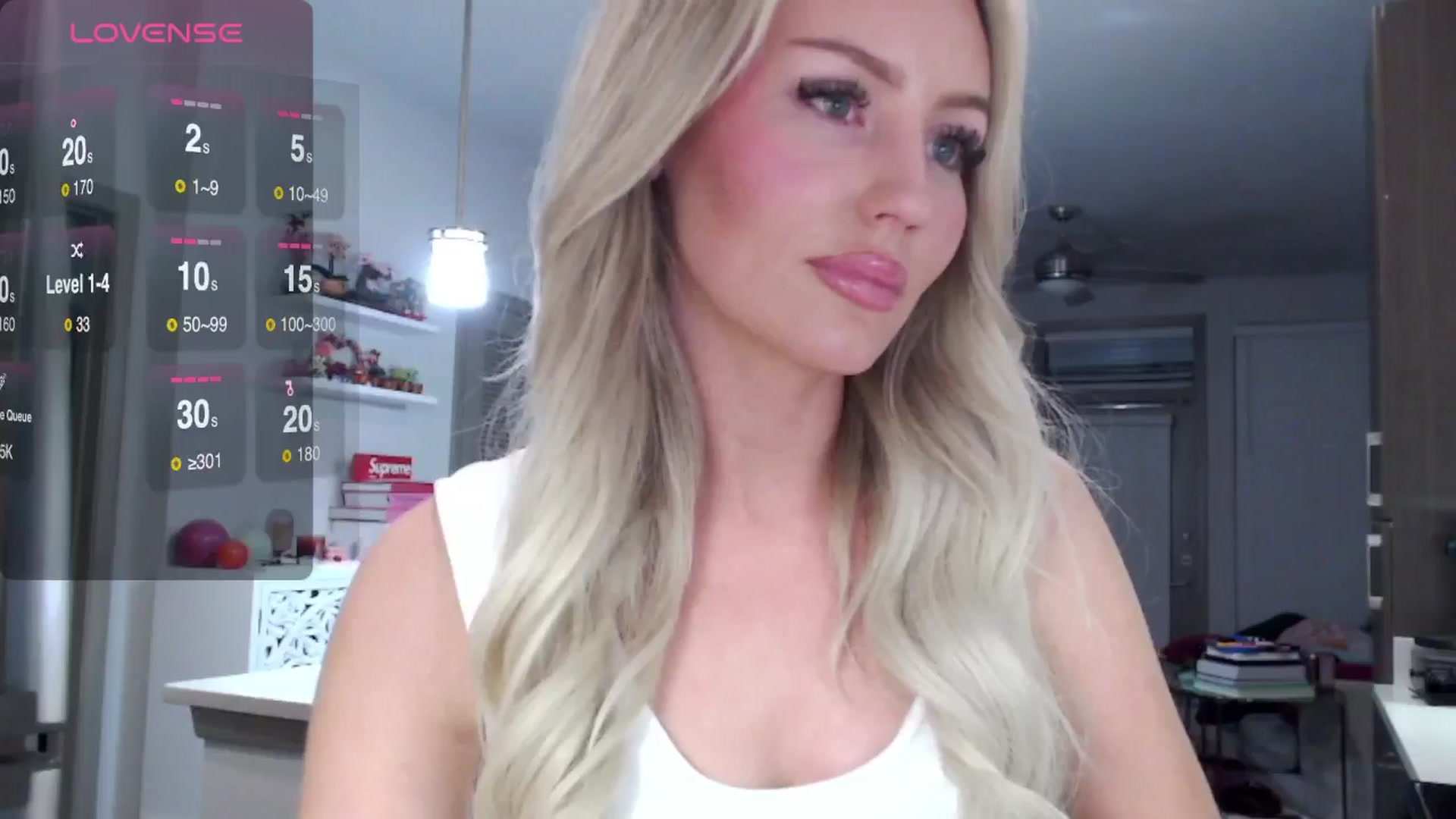 Gallery image thumbnail from Officialelsa's myfreecams stream on, 03/13/2025, 05:24 image 1 of 20