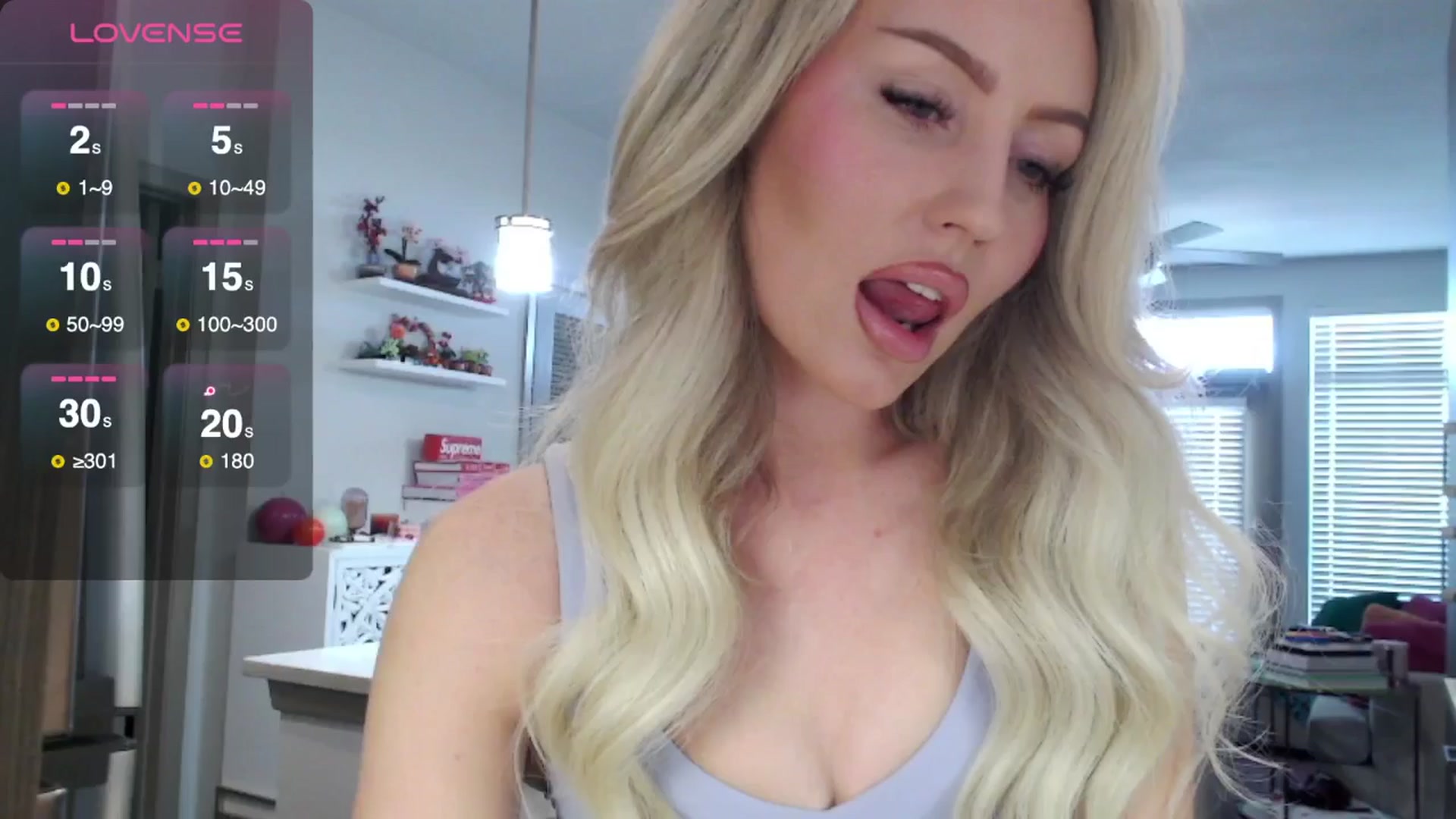 Gallery image thumbnail from Officialelsa's myfreecams stream on, 03/14/2025, 22:09 image 2 of 20