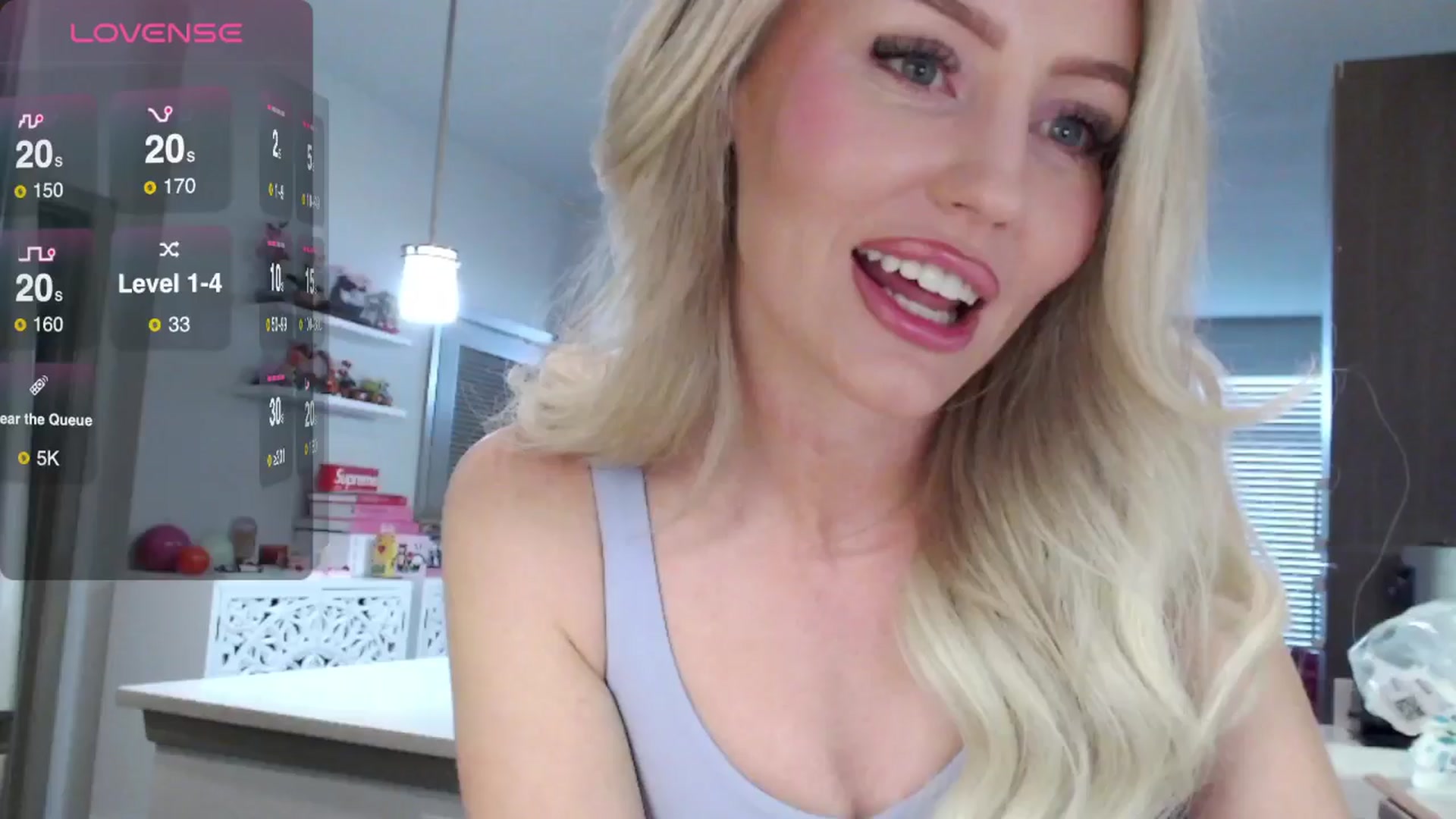 Gallery image thumbnail from Officialelsa's myfreecams stream on, 03/14/2025, 23:32 image 15 of 20
