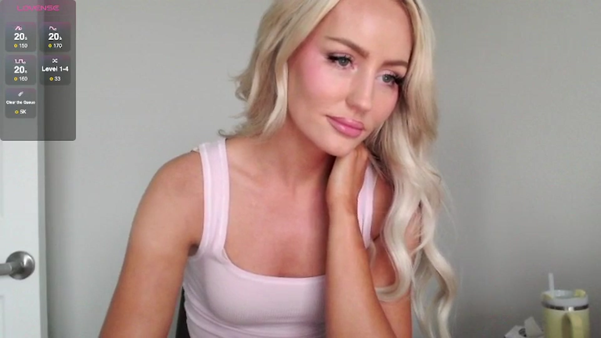 Gallery image thumbnail from Officialelsa's myfreecams stream on, 04/29/2025, 23:56 image 20 of 20