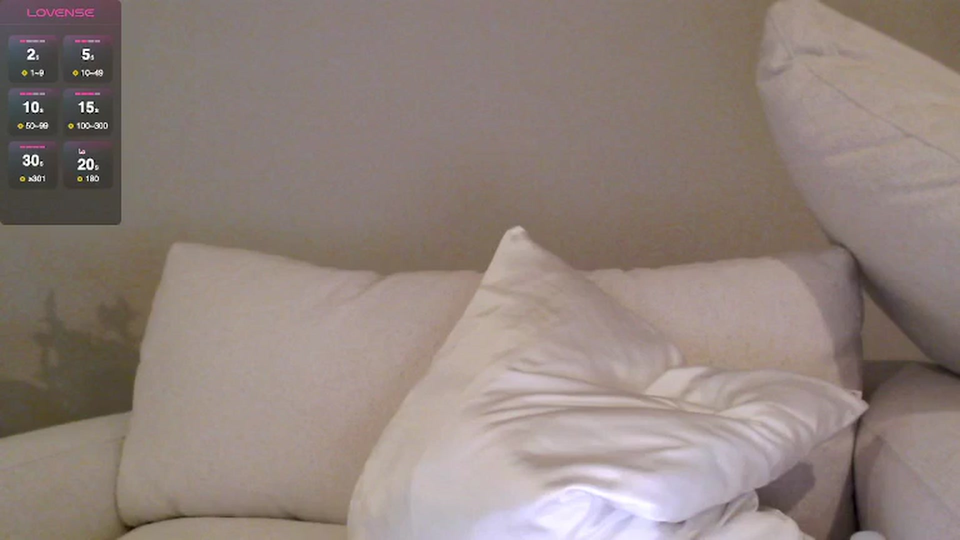 Gallery image thumbnail from Officialelsa's myfreecams stream on, 04/30/2025, 03:39 image 14 of 20