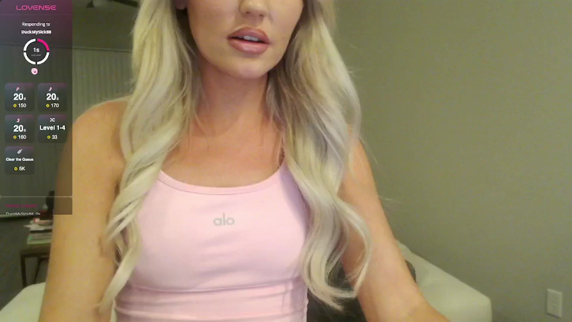 Gallery image thumbnail from Officialelsa's myfreecams stream on, 05/12/2025, 04:07 image 14 of 20