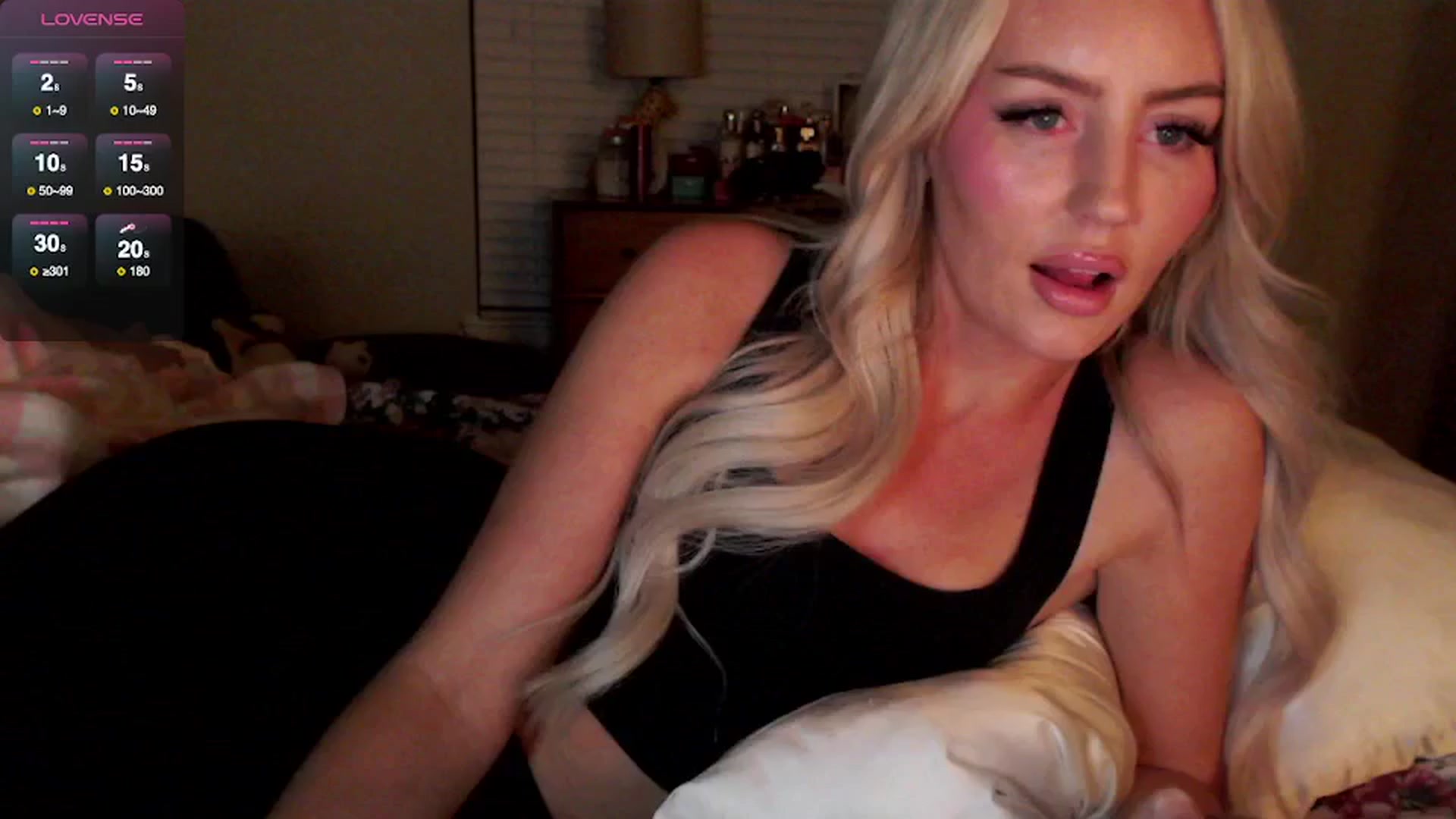 Gallery image thumbnail from Officialelsa's myfreecams stream on, 05/13/2025, 05:13 image 20 of 20