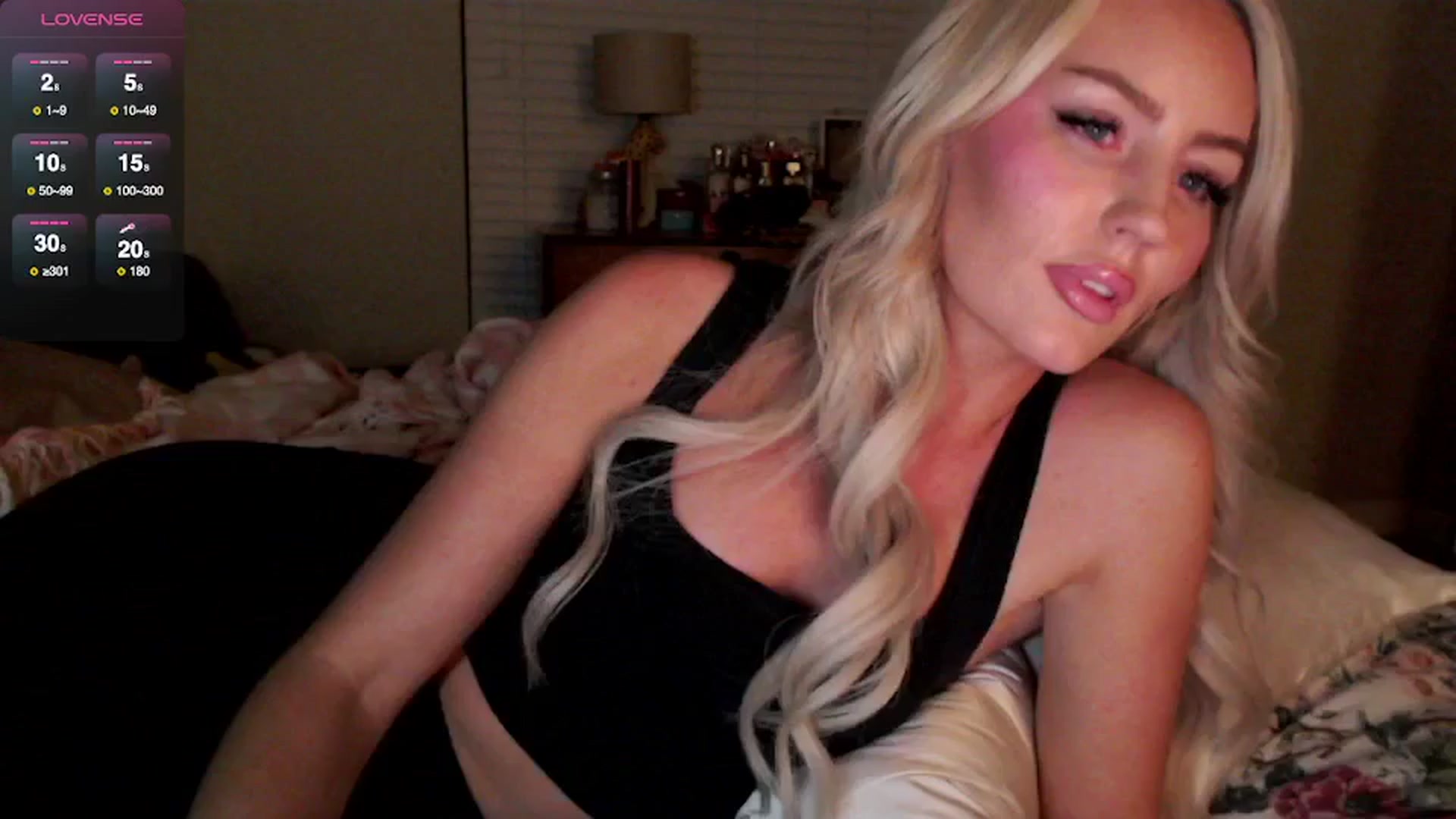 Gallery image thumbnail from Officialelsa's myfreecams stream on, 05/13/2025, 05:13 image 14 of 20