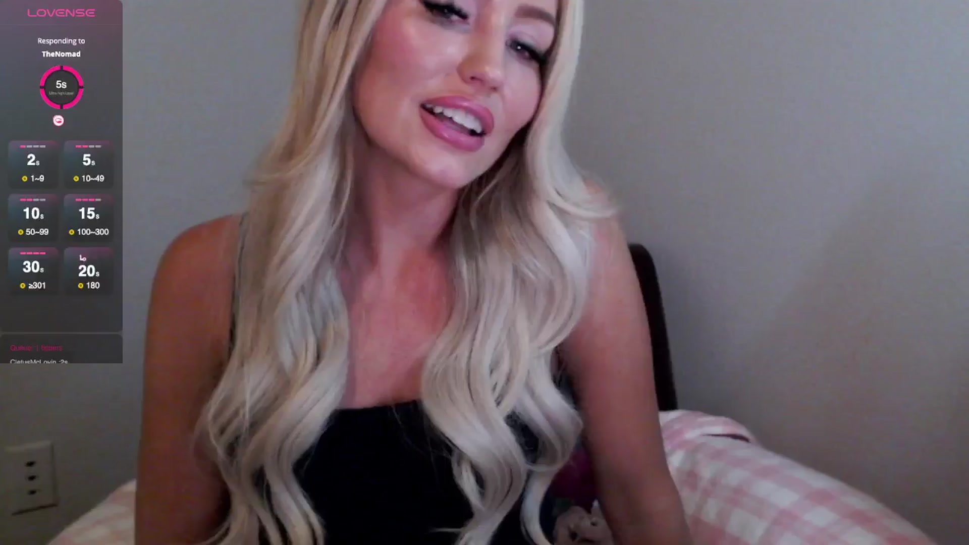 Gallery image thumbnail from Officialelsa's myfreecams stream on, 06/03/2025, 06:14 image 2 of 20