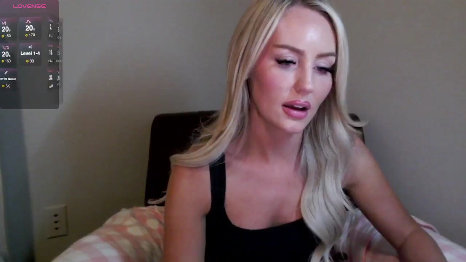 Gallery image thumbnail from Officialelsa's myfreecams stream on, 06/03/2025, 06:14 image 19 of 20