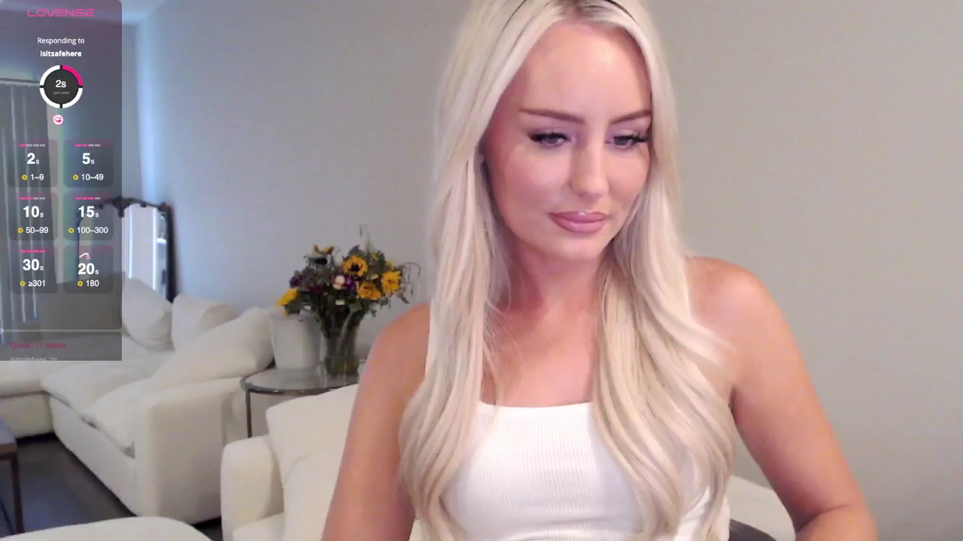 Gallery image thumbnail from Officialelsa's myfreecams stream on, 06/21/2025, 20:11 image 18 of 20
