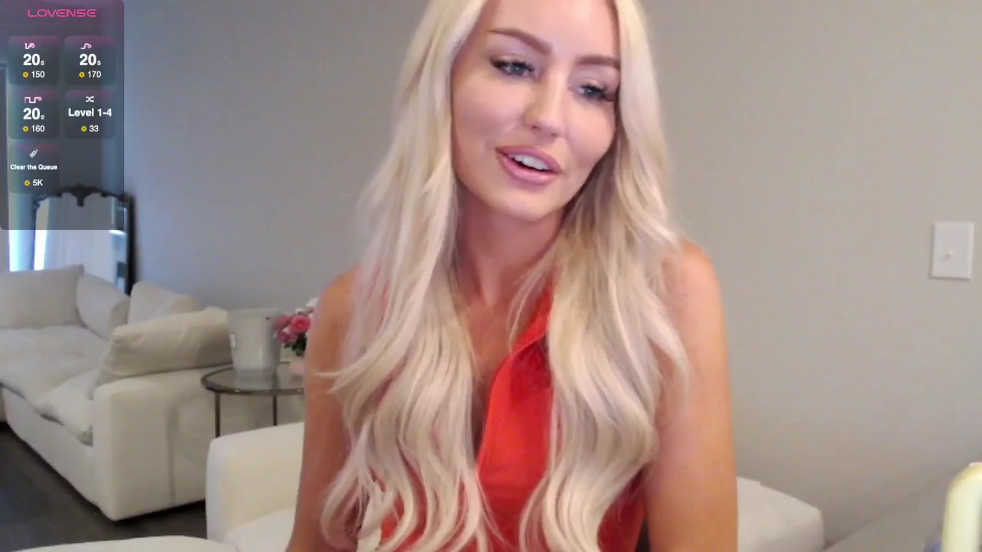 Gallery image thumbnail from Officialelsa's myfreecams stream on, 06/27/2025, 21:16 image 4 of 20