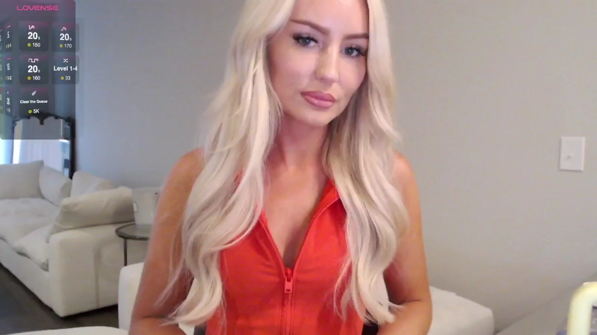 Gallery image thumbnail from Officialelsa's myfreecams stream on, 06/27/2025, 21:16 image 1 of 20