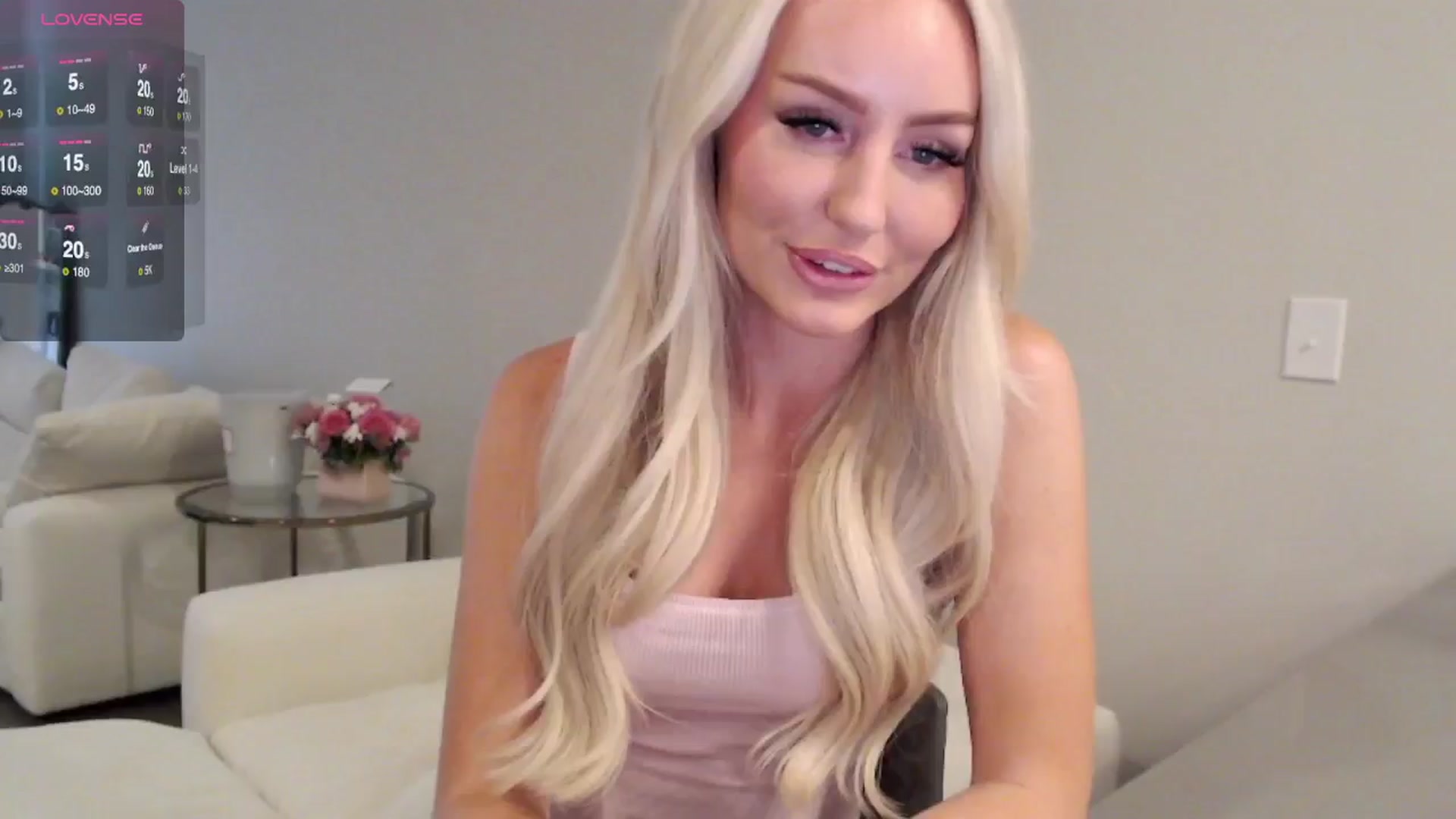 Gallery image thumbnail from Officialelsa's myfreecams stream on, 07/03/2025, 18:58 image 3 of 20