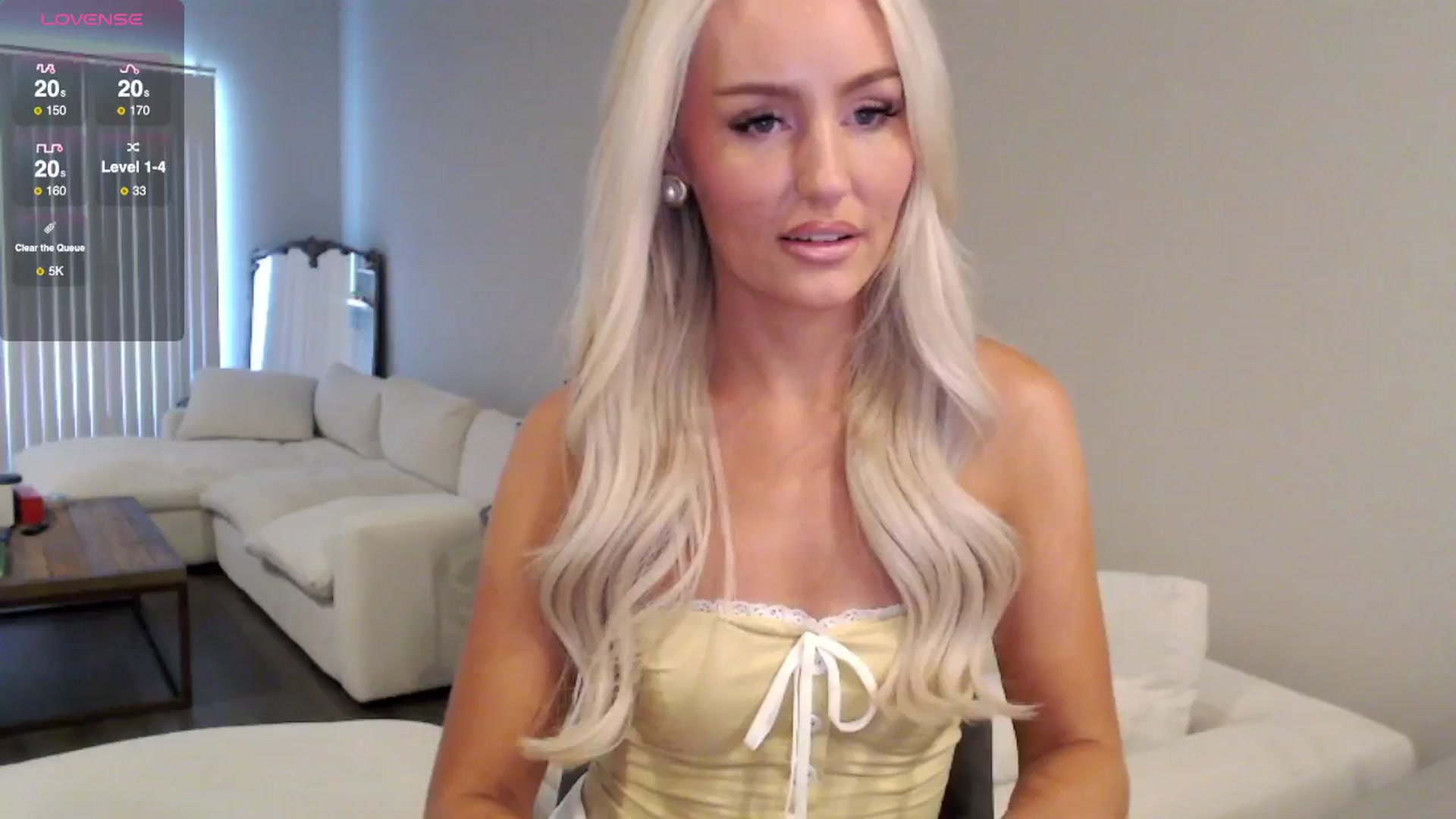 Gallery image thumbnail from Officialelsa's myfreecams stream on, 07/08/2025, 19:10 image 7 of 20