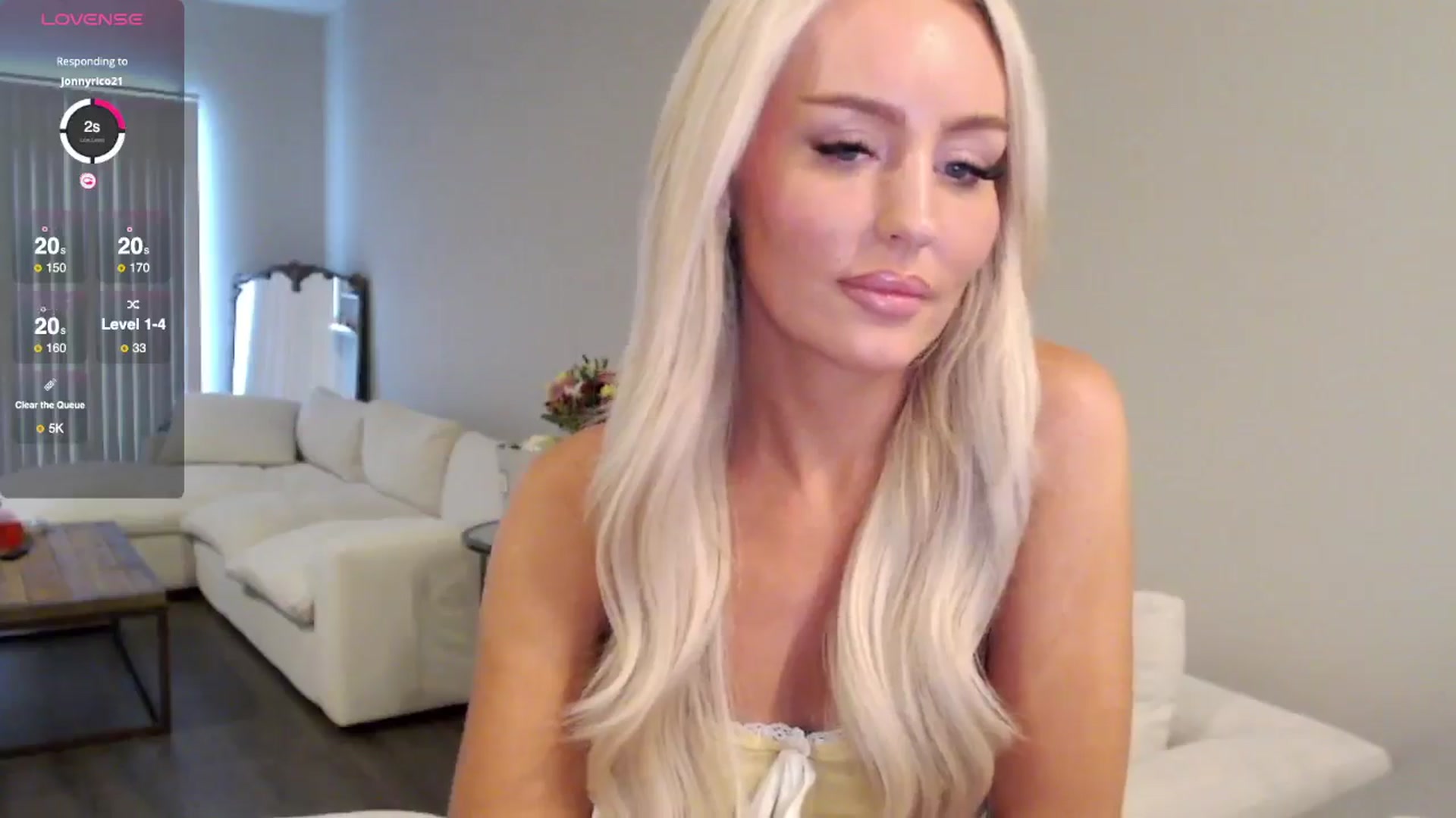 Gallery image thumbnail from Officialelsa's myfreecams stream on, 07/08/2025, 22:39 image 5 of 20