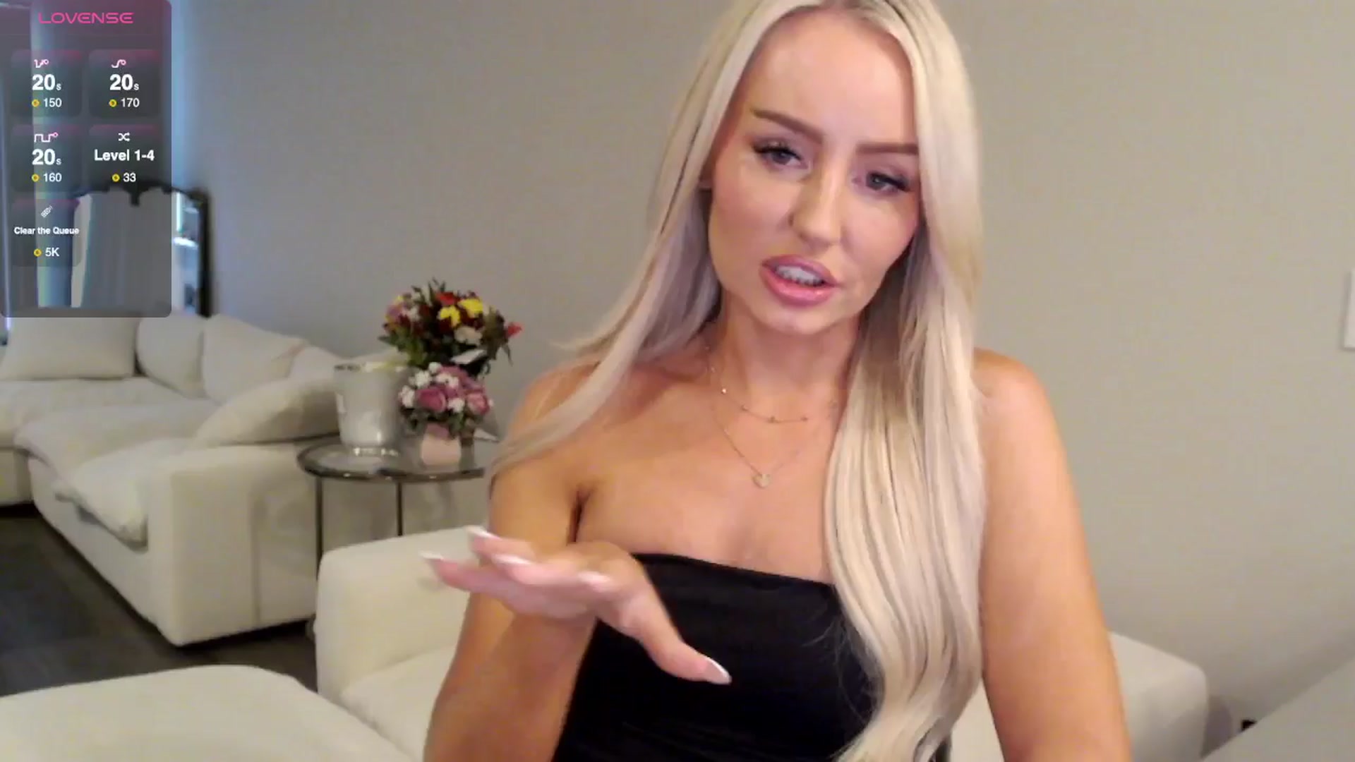 Gallery image thumbnail from Officialelsa's myfreecams stream on, 07/09/2025, 21:00 image 12 of 20