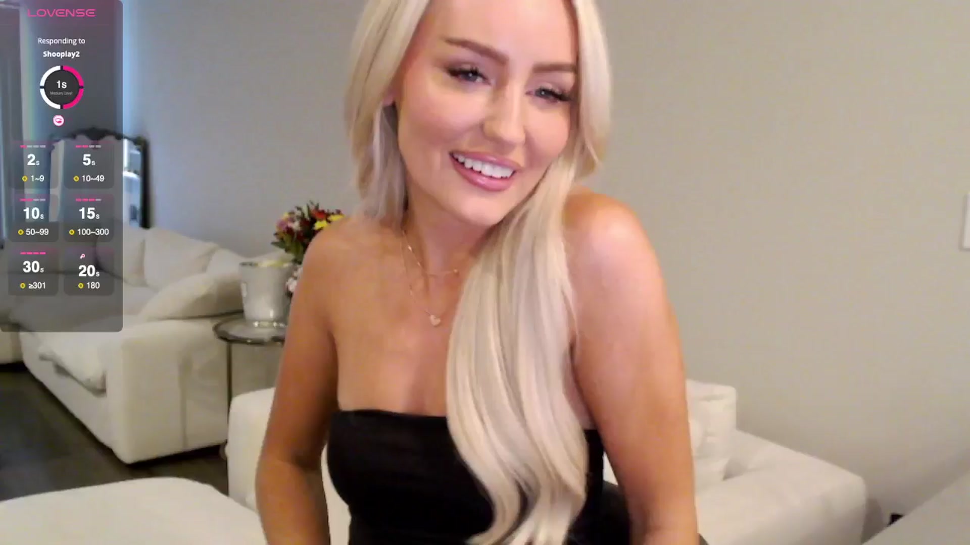 Gallery image thumbnail from Officialelsa's myfreecams stream on, 07/09/2025, 21:00 image 18 of 20