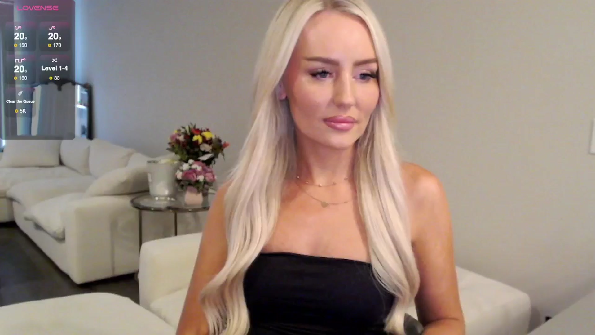 Gallery image thumbnail from Officialelsa's myfreecams stream on, 07/09/2025, 21:00 image 1 of 20