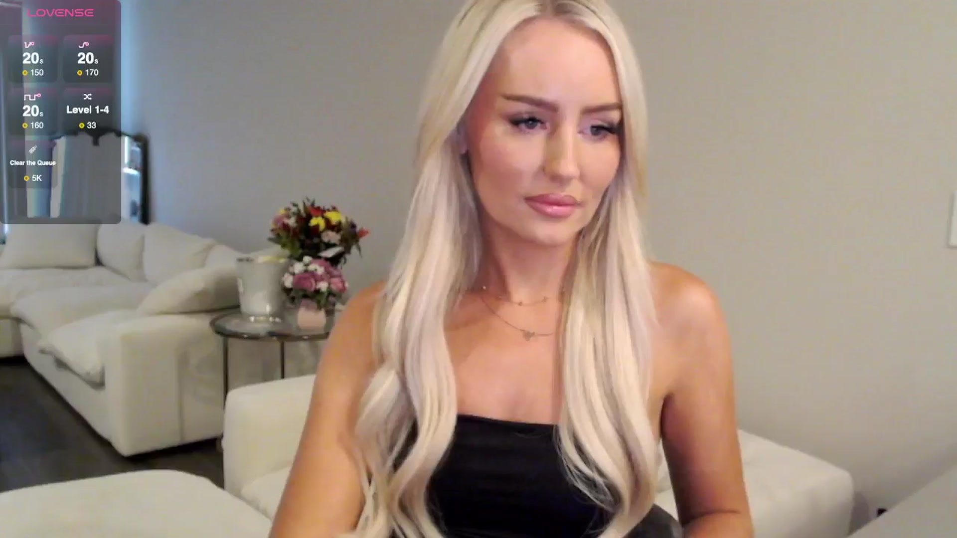 Gallery image thumbnail from Officialelsa's myfreecams stream on, 07/09/2025, 21:00 image 2 of 20