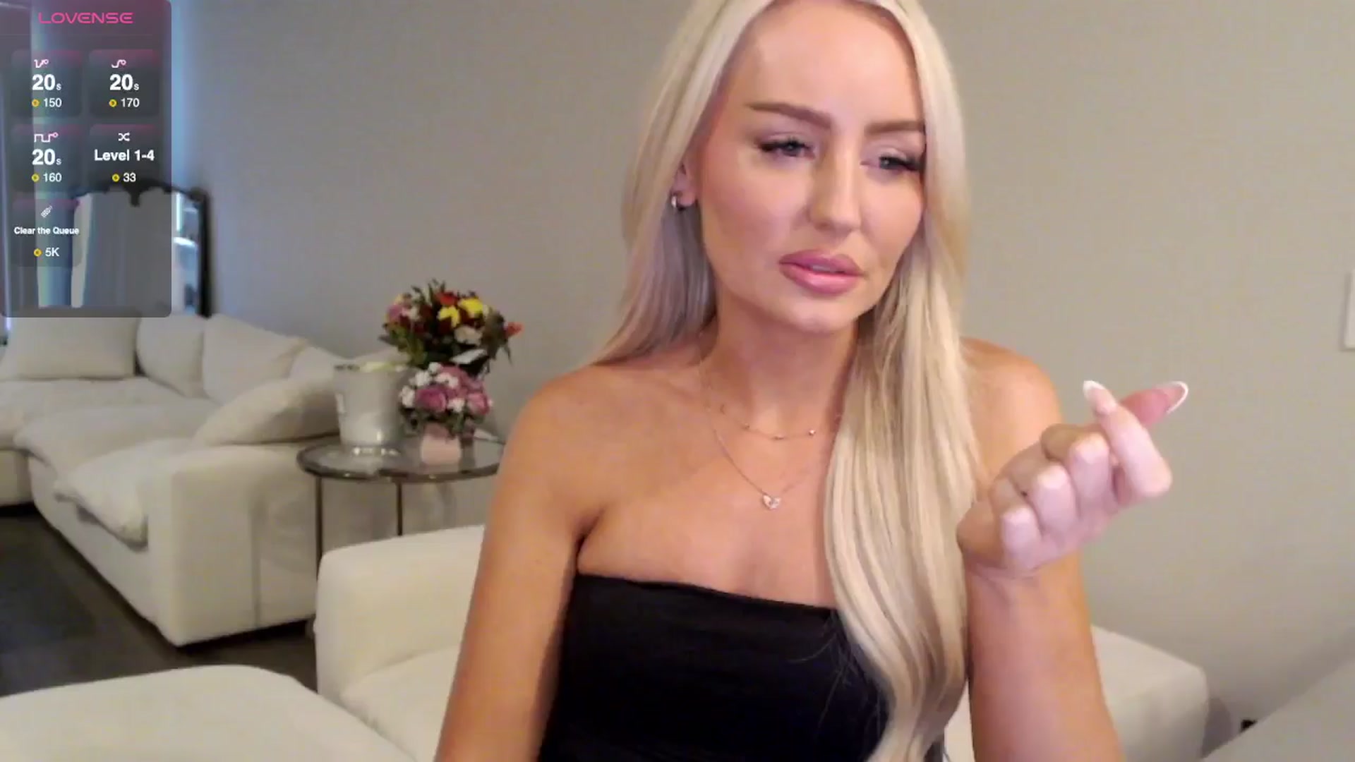 Gallery image thumbnail from Officialelsa's myfreecams stream on, 07/09/2025, 21:00 image 13 of 20