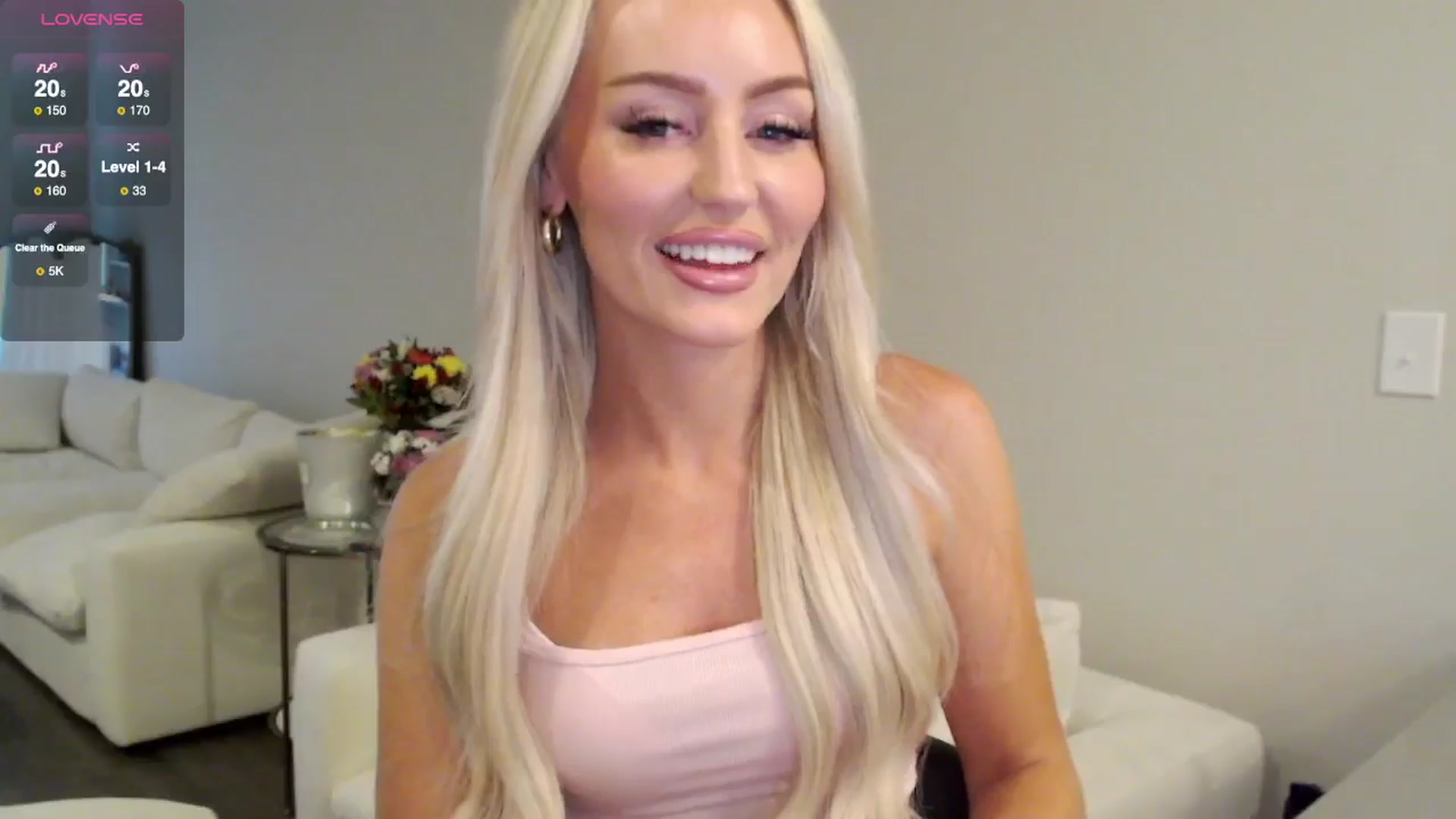 Gallery image thumbnail from Officialelsa's myfreecams stream on, 07/10/2025, 22:43 image 11 of 20