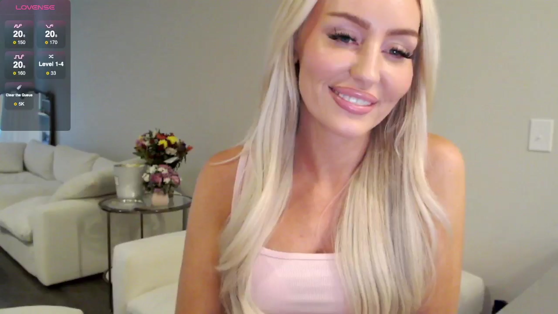 Gallery image thumbnail from Officialelsa's myfreecams stream on, 07/10/2025, 22:43 image 13 of 20