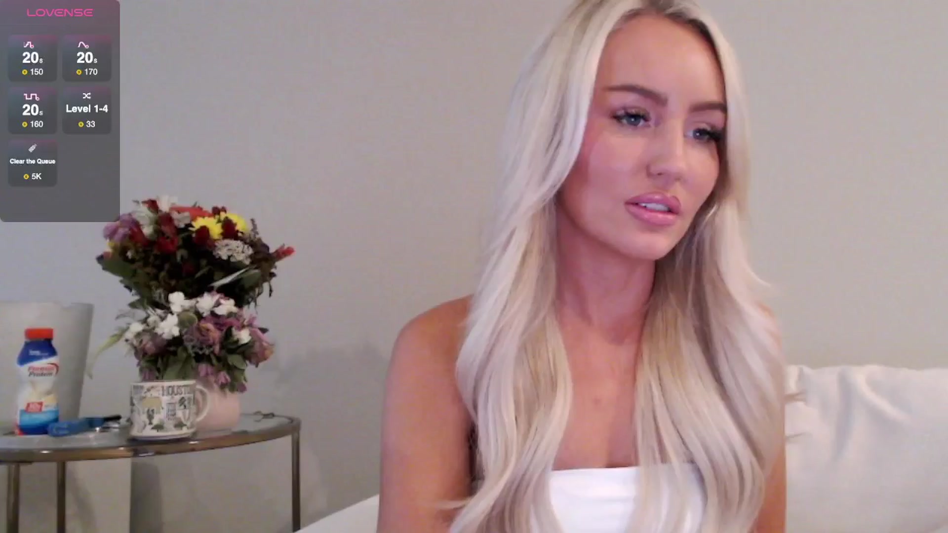 Gallery image thumbnail from Officialelsa's myfreecams stream on, 07/14/2025, 20:06 image 4 of 20