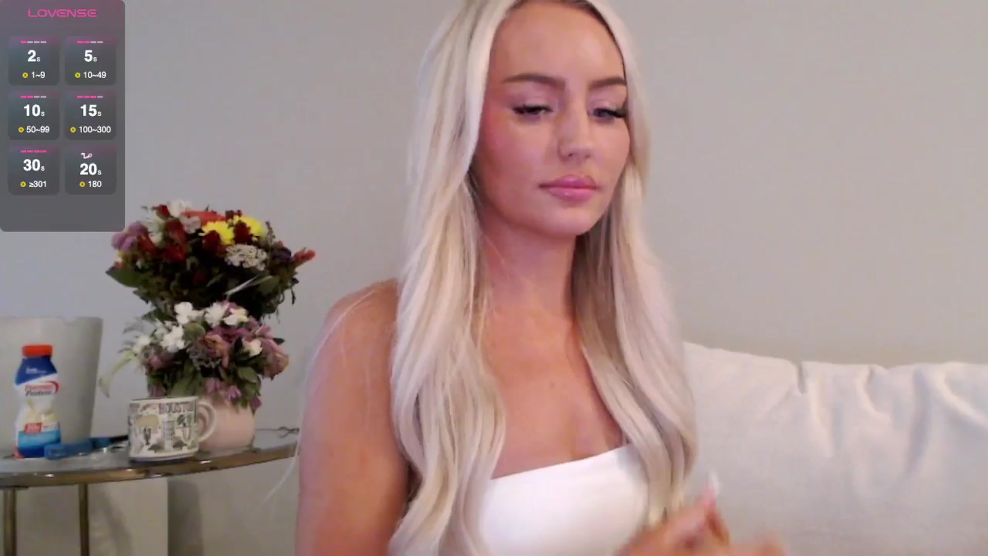 Gallery image thumbnail from Officialelsa's myfreecams stream on, 07/14/2025, 20:06 image 19 of 20