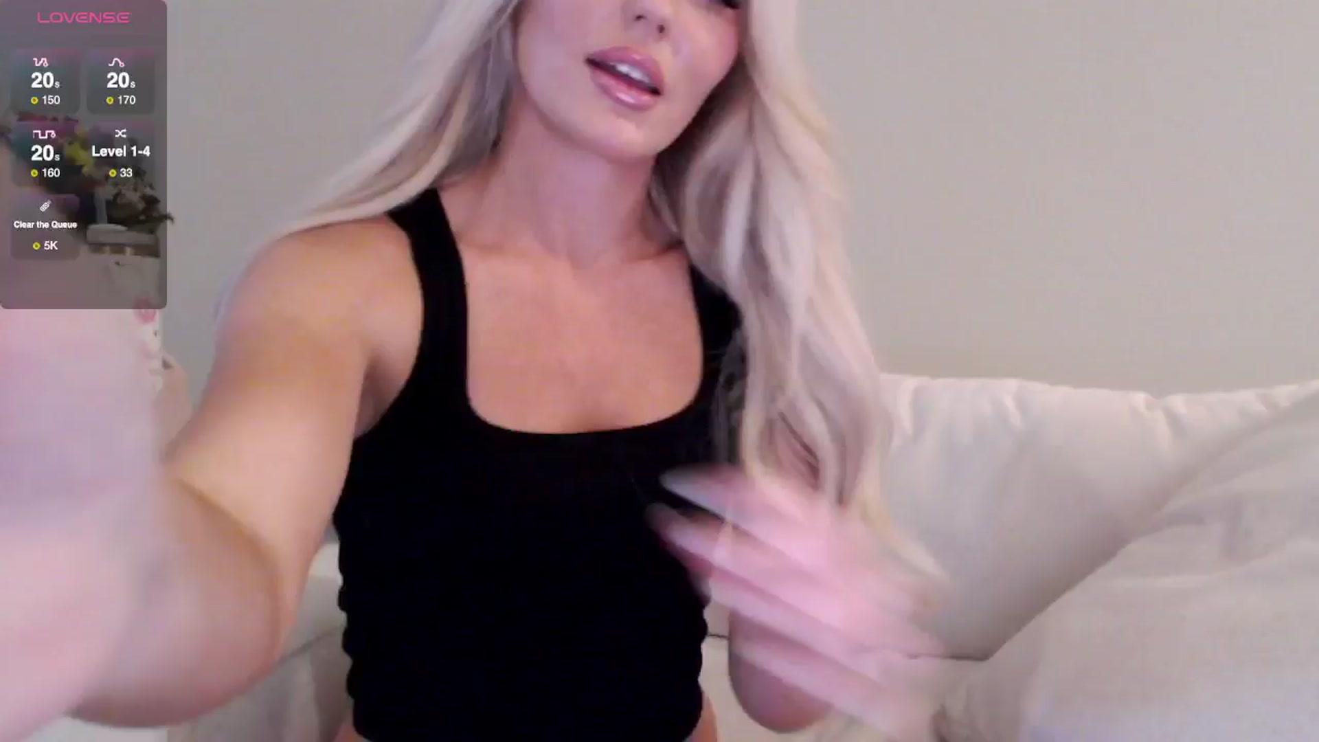 Gallery image thumbnail from Officialelsa's myfreecams stream on, 07/21/2025, 19:46 image 2 of 20