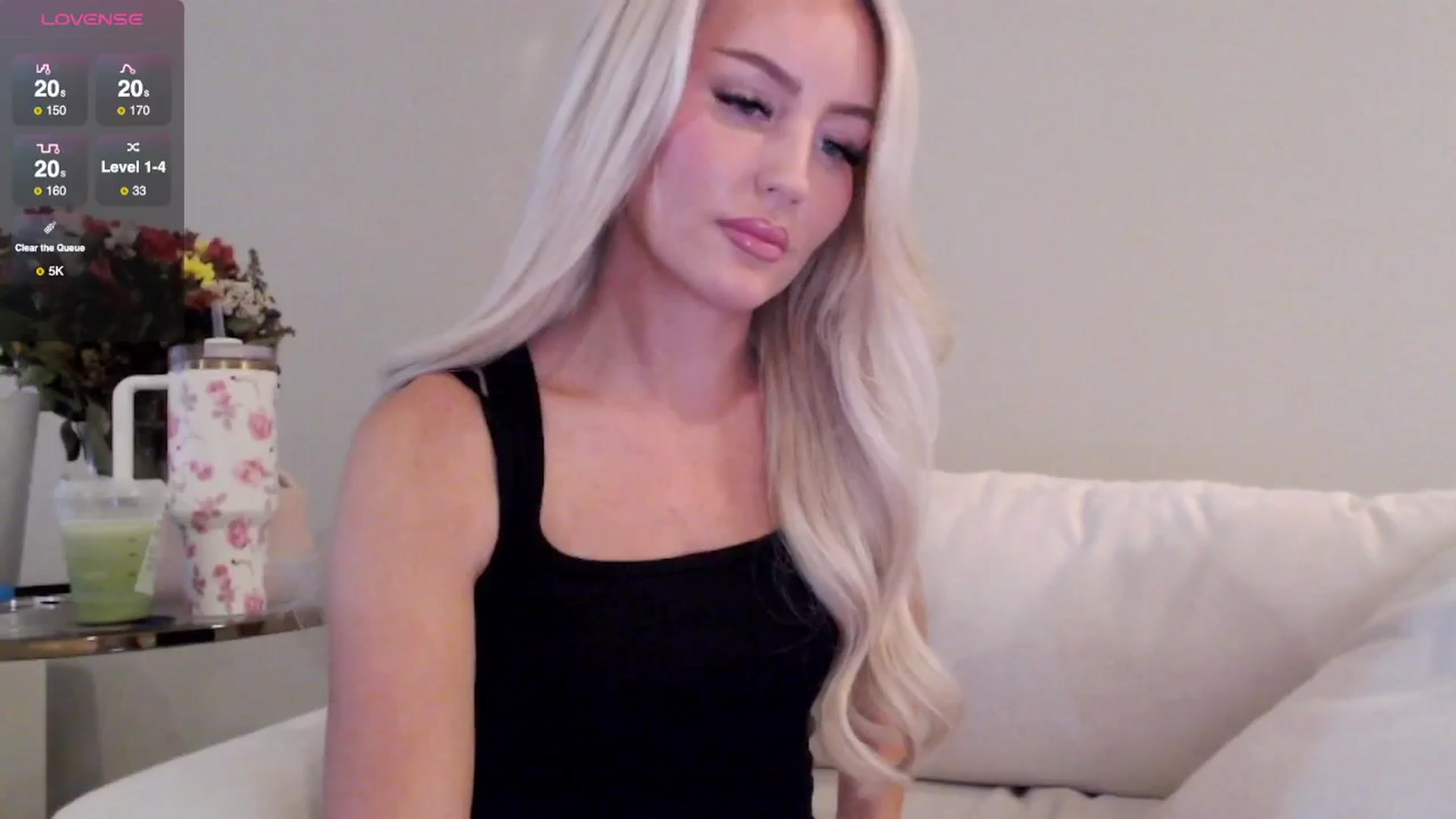 Gallery image thumbnail from Officialelsa's myfreecams stream on, 07/21/2025, 19:46 image 7 of 20