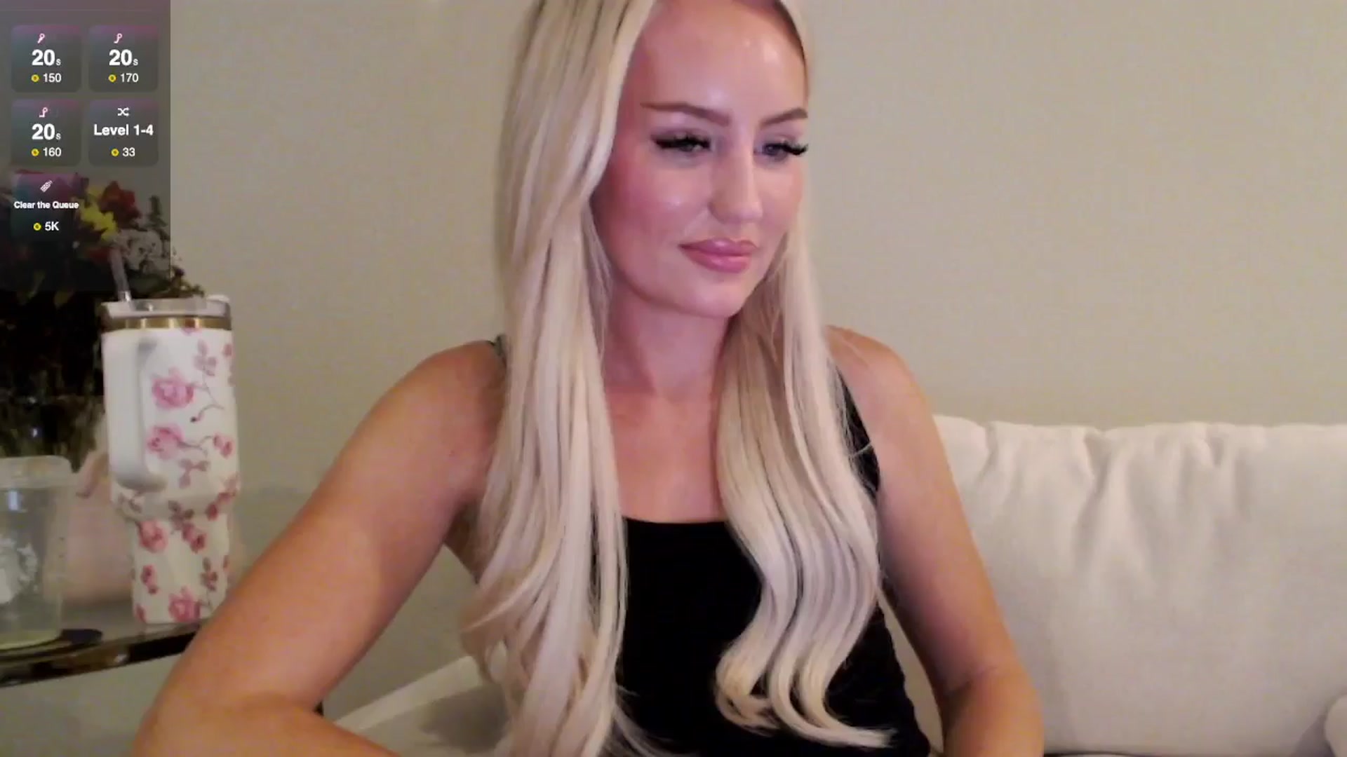 Gallery image thumbnail from Officialelsa's myfreecams stream on, 07/22/2025, 05:08 image 16 of 20