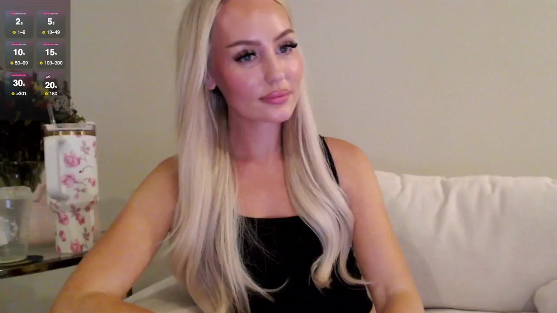 Gallery image thumbnail from Officialelsa's myfreecams stream on, 07/22/2025, 05:08 image 12 of 20