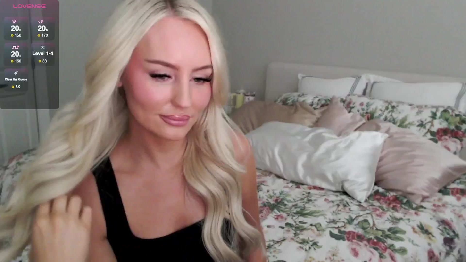 Gallery image thumbnail from Officialelsa's myfreecams stream on, 08/20/2025, 22:39 image 2 of 20