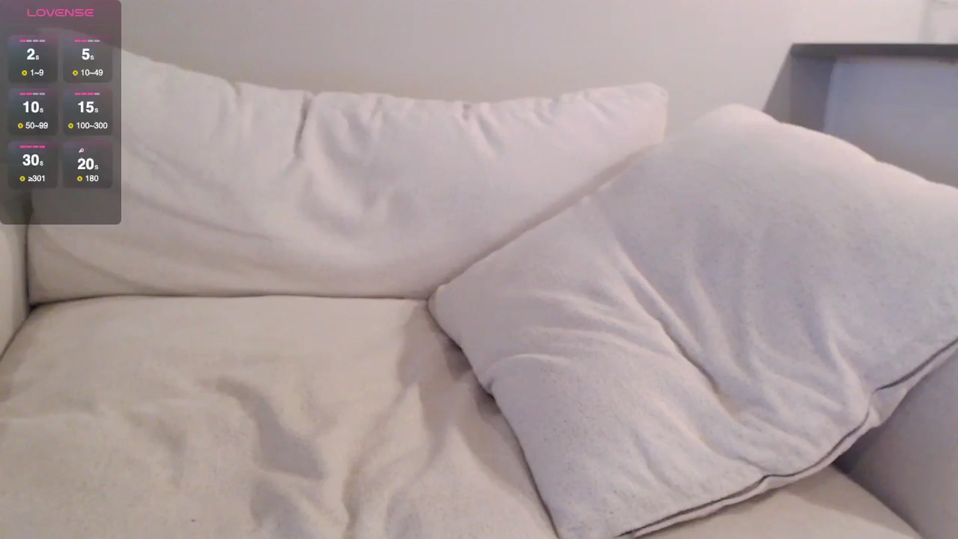Gallery image thumbnail from Officialelsa's myfreecams stream on, 08/28/2025, 20:32 image 17 of 20