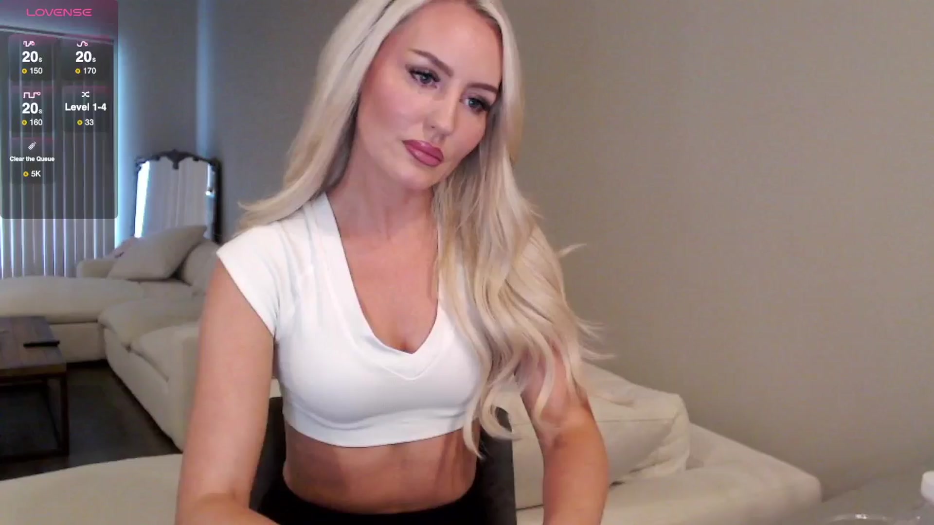 Gallery image thumbnail from Officialelsa's myfreecams stream on, 09/21/2025, 20:25 image 16 of 20
