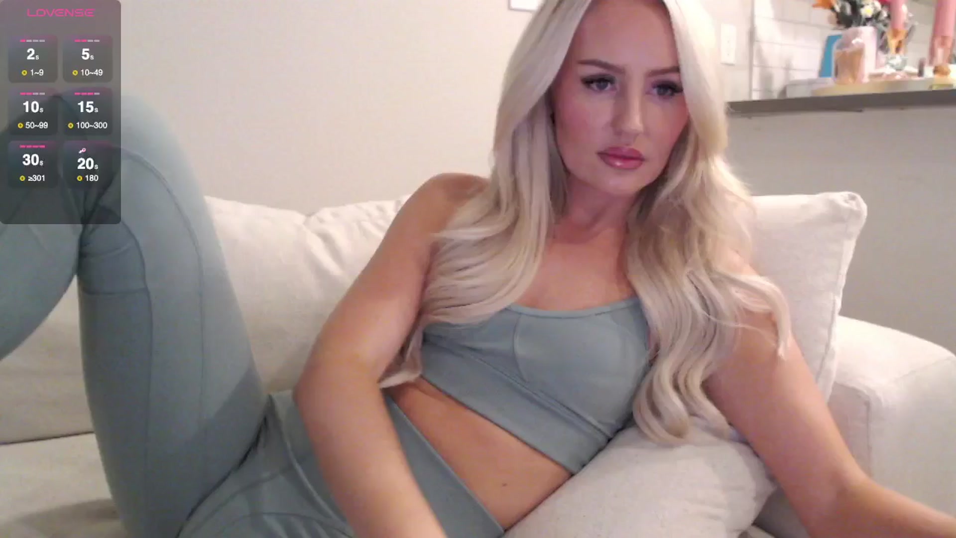 Gallery image thumbnail from Officialelsa's myfreecams stream on, 09/22/2025, 20:15 image 6 of 20