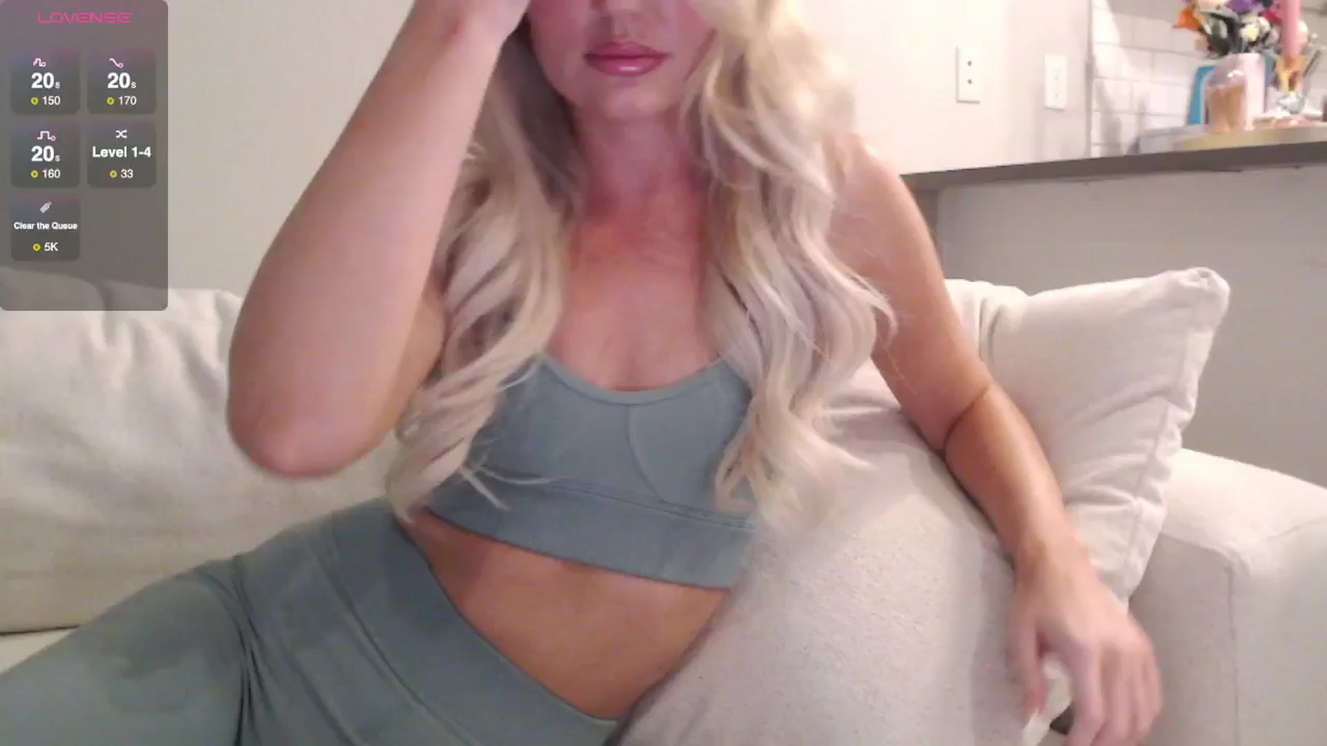 Gallery image thumbnail from Officialelsa's myfreecams stream on, 09/22/2025, 20:15 image 5 of 20
