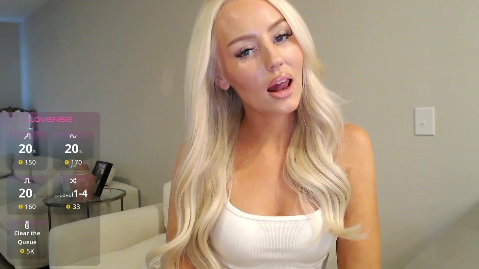 Gallery image thumbnail from Officialelsa's myfreecams stream on, 10/07/2025, 22:23 image 16 of 20