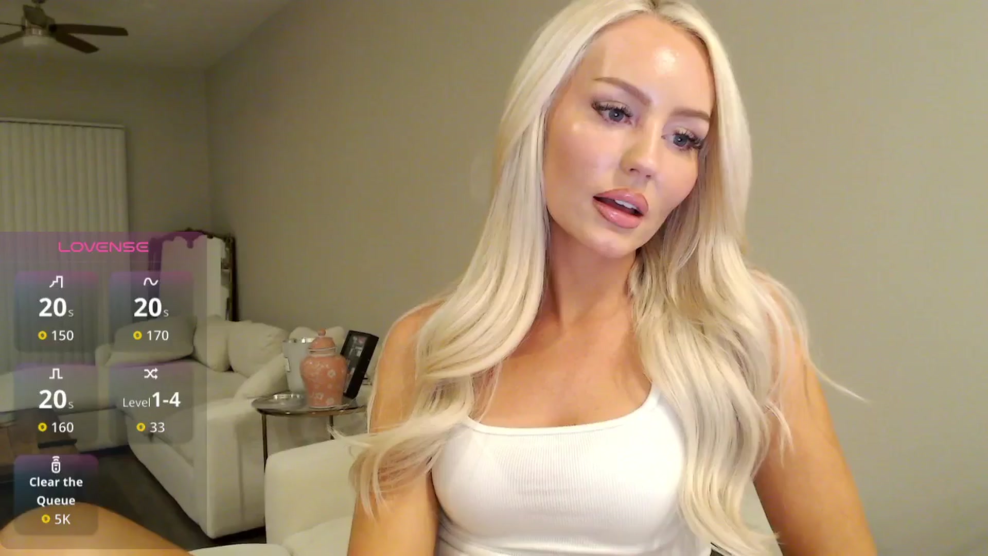 Gallery image thumbnail from Officialelsa's myfreecams stream on, 10/08/2025, 05:34 image 7 of 20