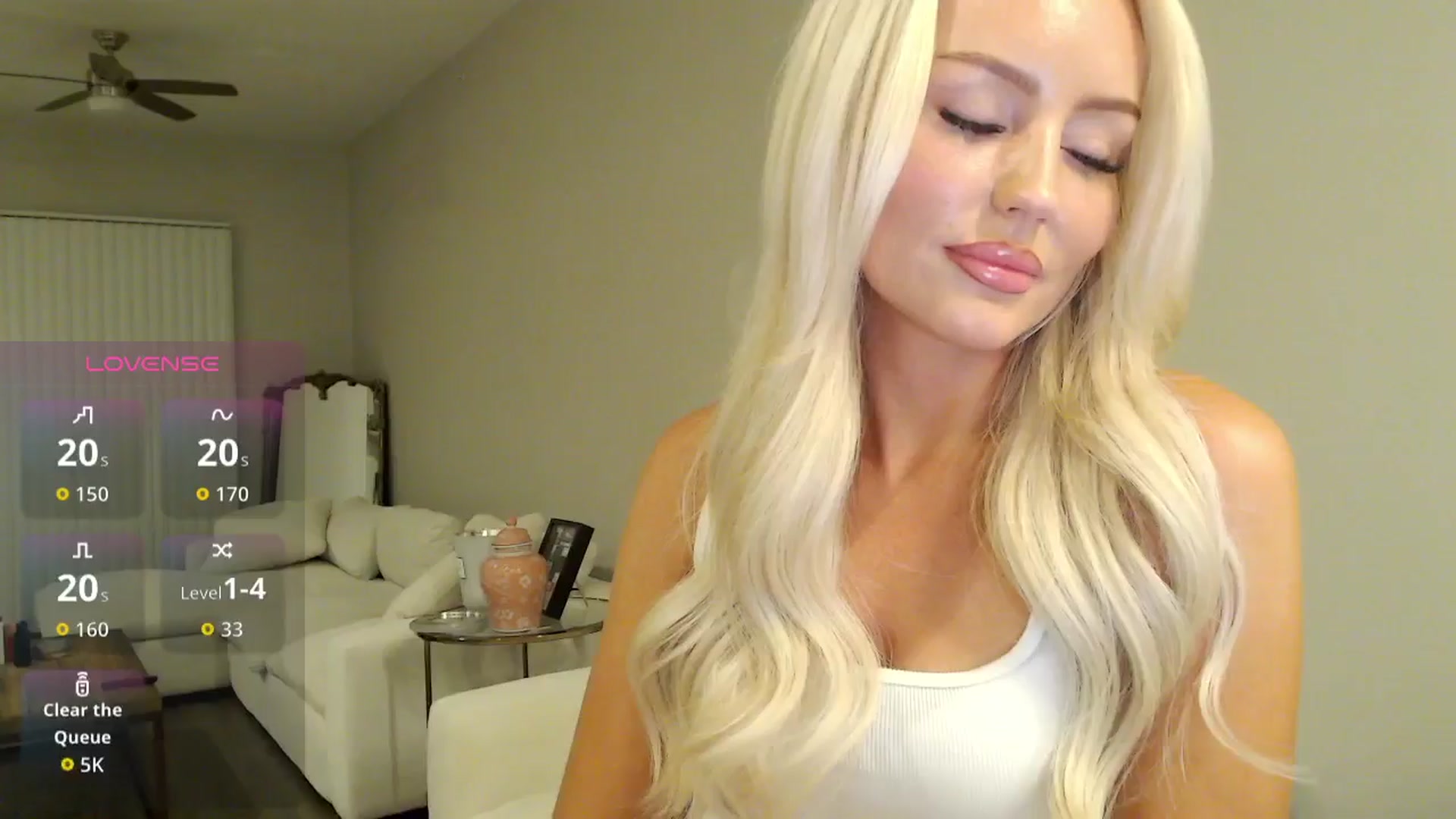 Gallery image thumbnail from Officialelsa's myfreecams stream on, 10/08/2025, 05:34 image 14 of 20