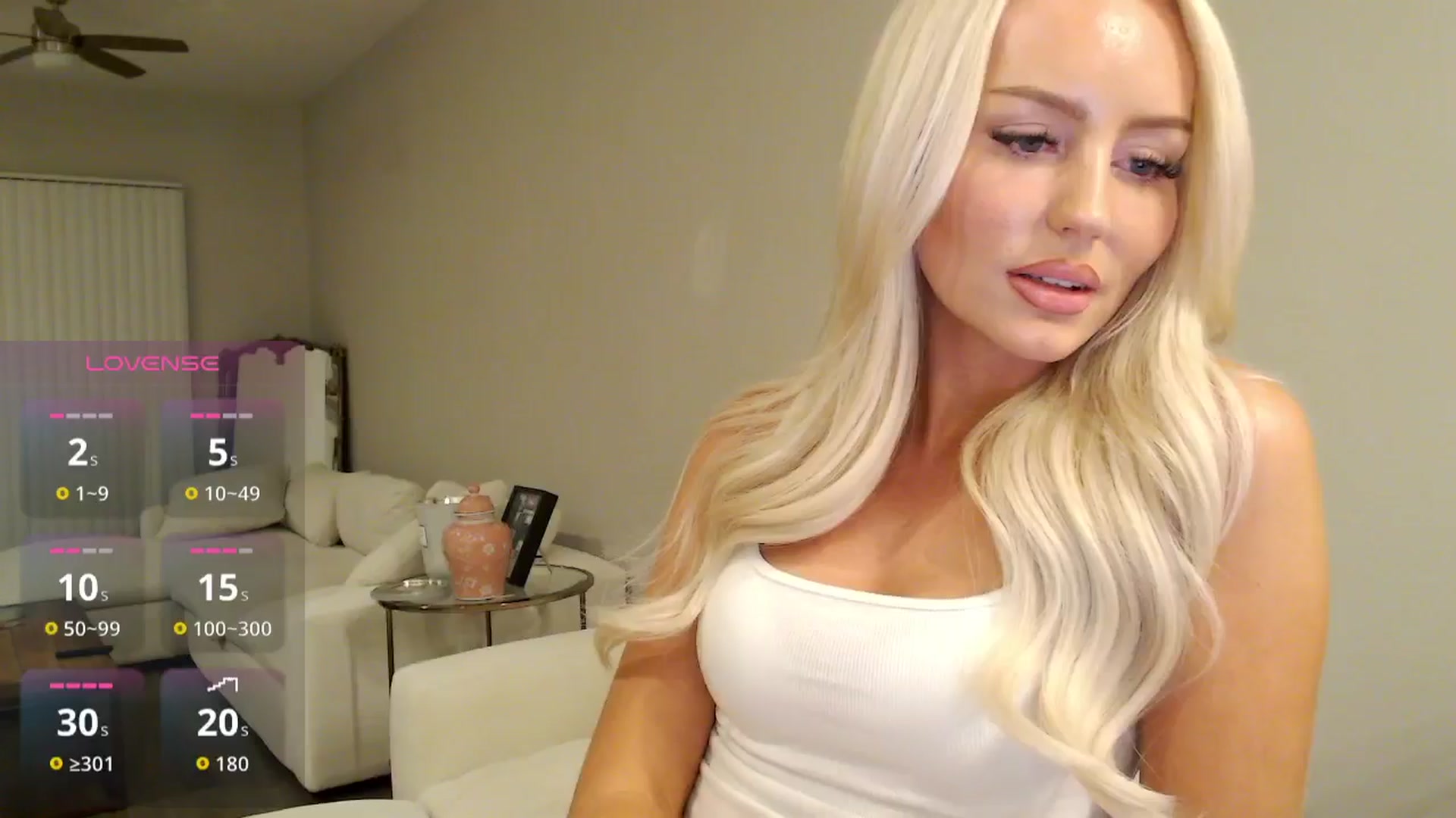 Gallery image thumbnail from Officialelsa's myfreecams stream on, 10/08/2025, 05:34 image 6 of 20