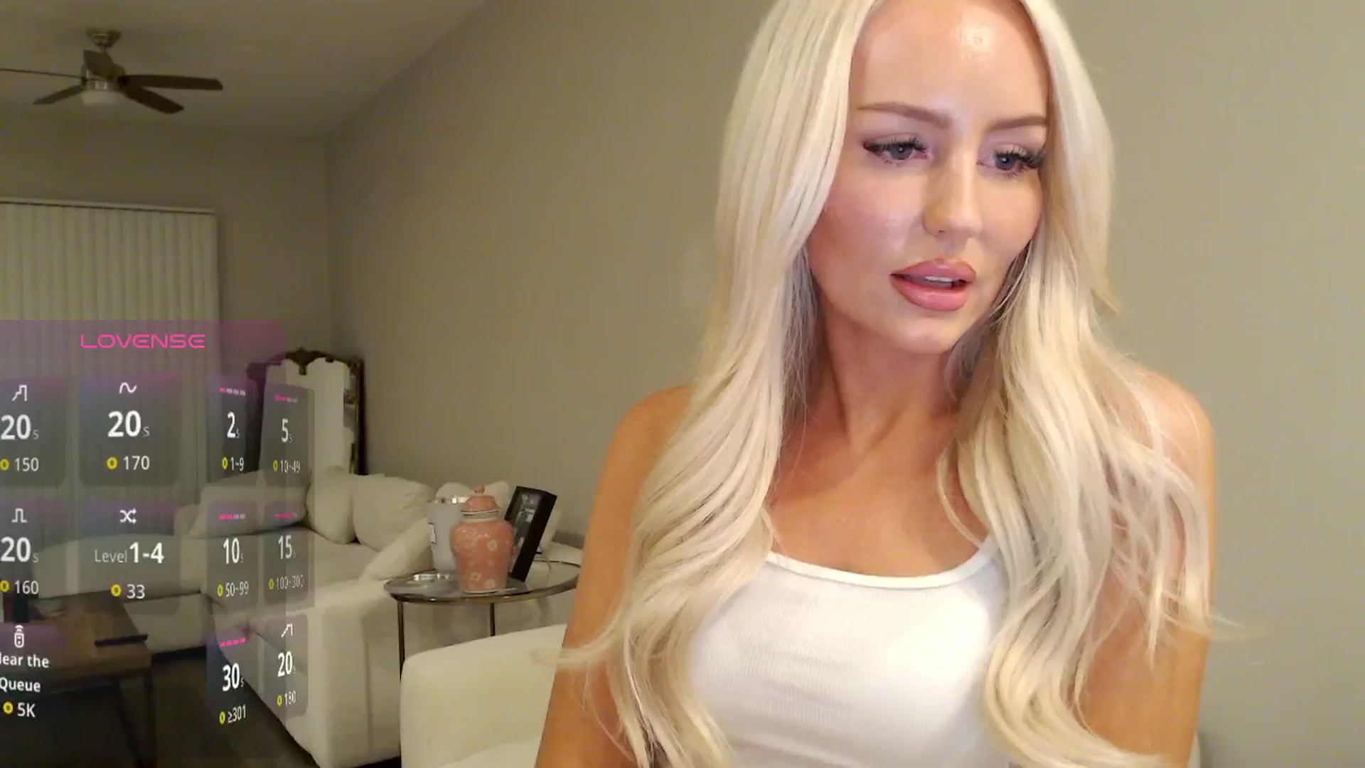 Gallery image thumbnail from Officialelsa's myfreecams stream on, 10/08/2025, 05:34 image 16 of 20