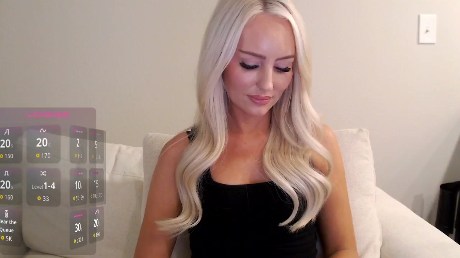 Gallery image thumbnail from Officialelsa's myfreecams stream on, 10/11/2025, 24:01 image 2 of 20